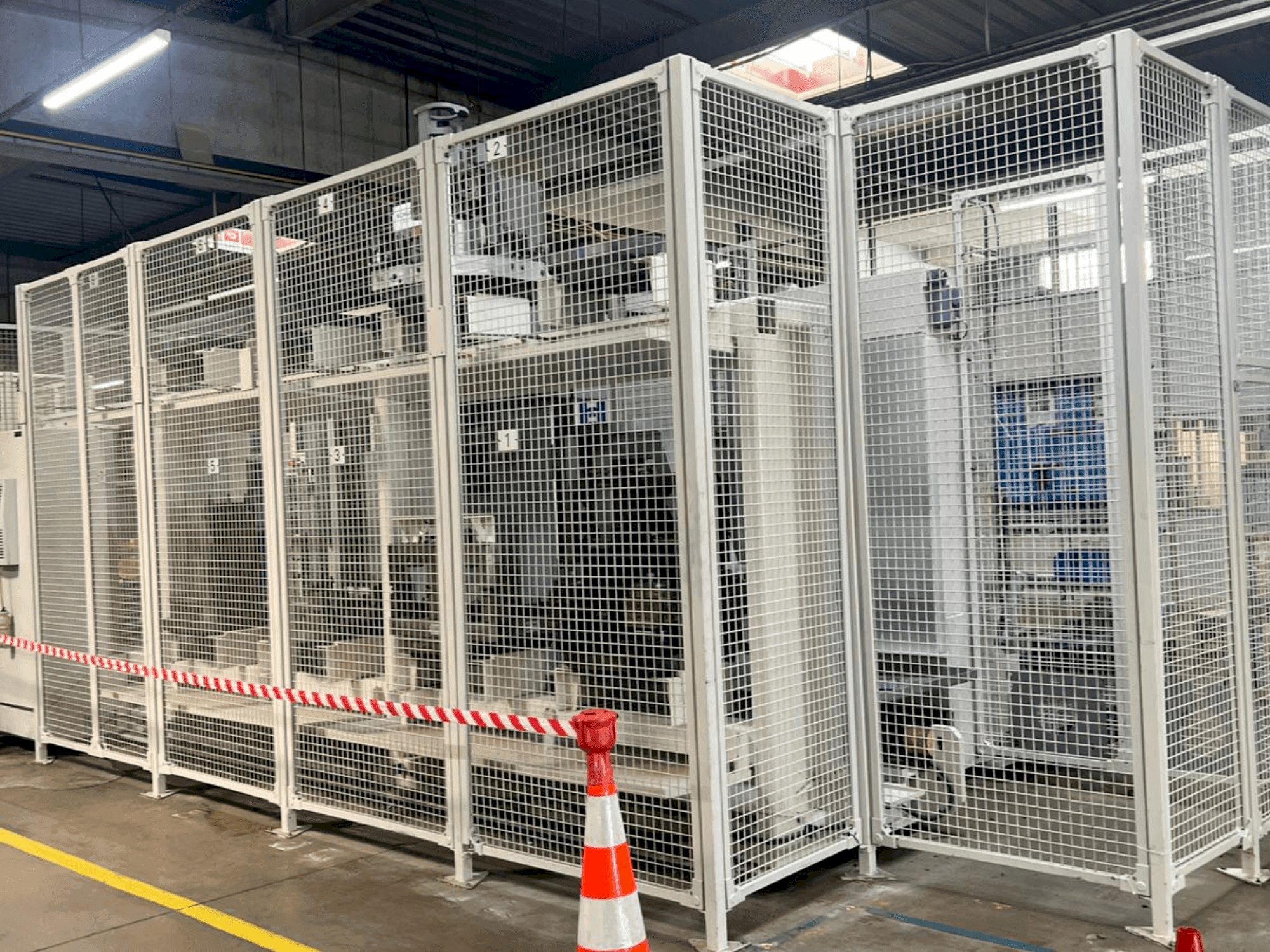 Makine HELLER MCH 250 - Önden görünüm