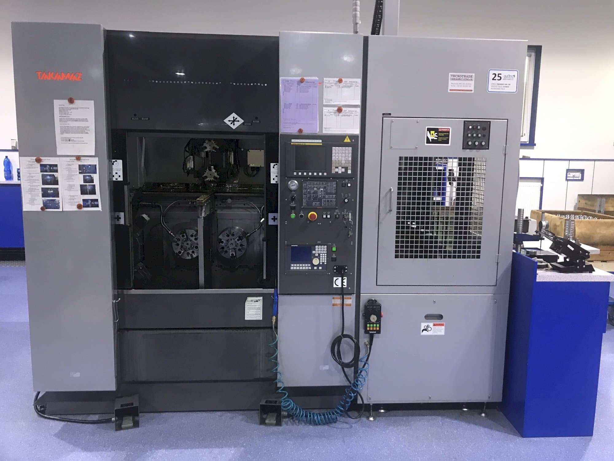 Makine Takamaz XW-130 - Önden görünüm