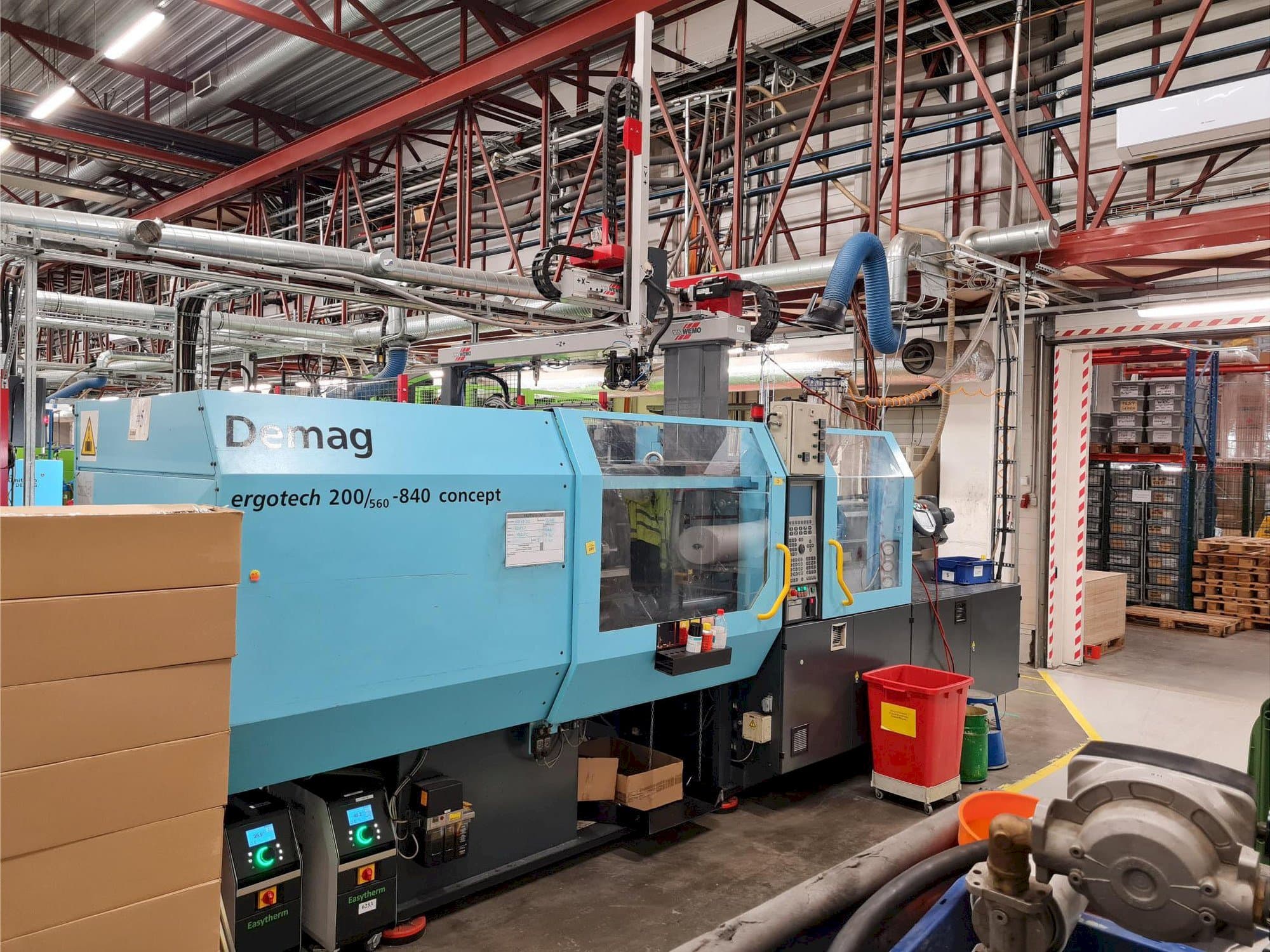 Makine DEMAG Ergotech 200/560-840 concept - Önden görünüm