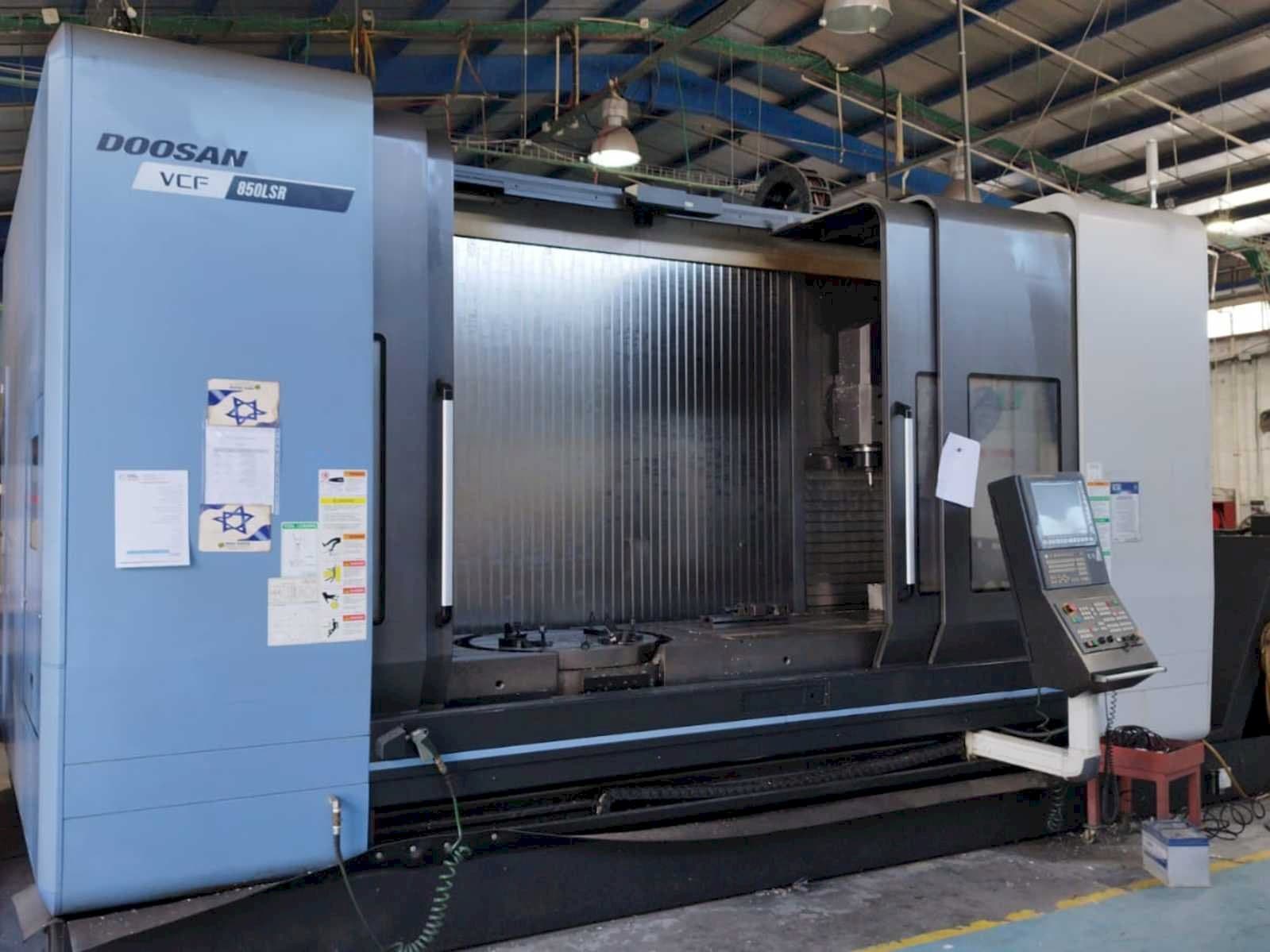 Makine Doosan VCF 850LSR - Önden görünüm
