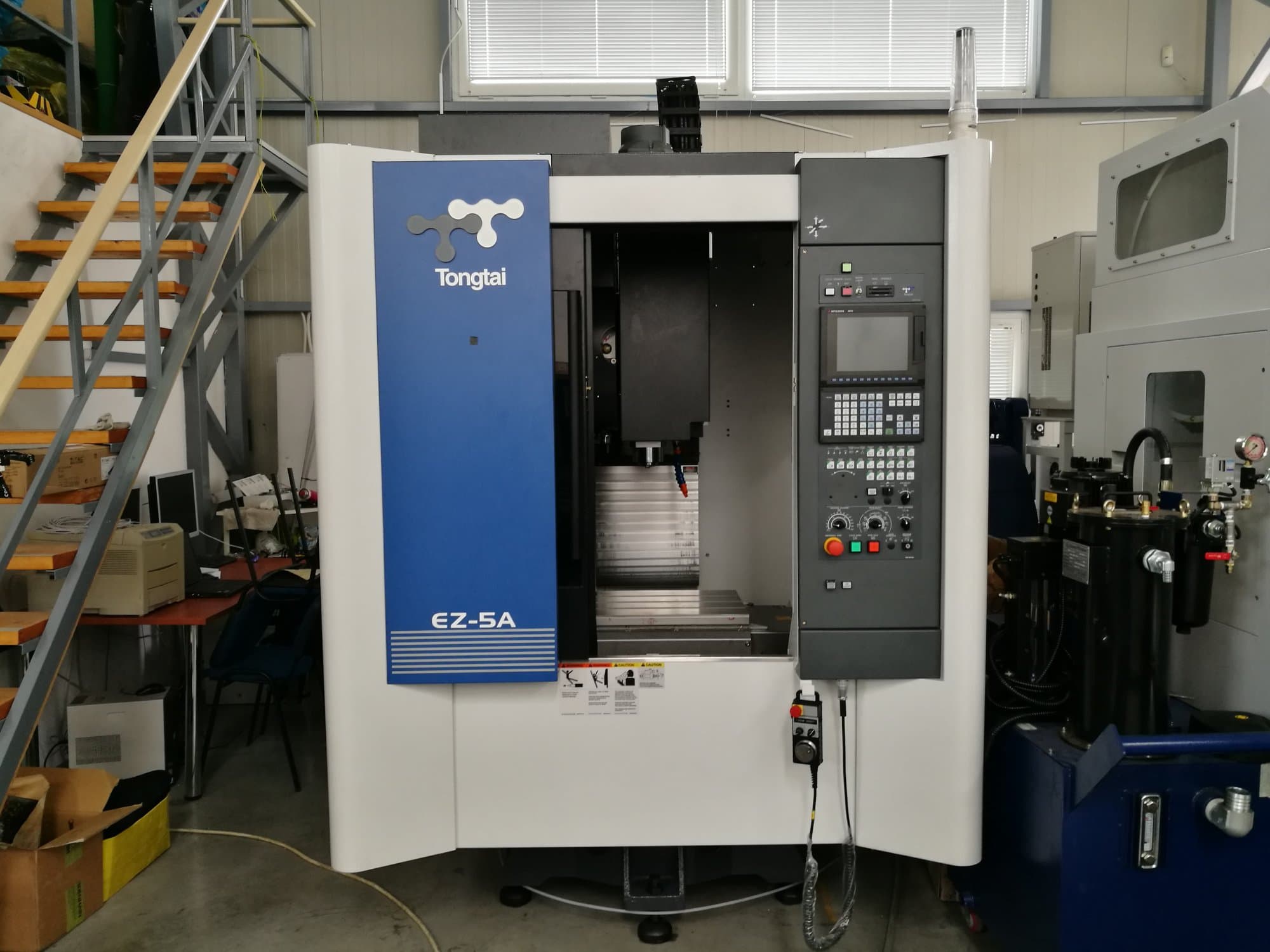 Makine Tongtai - Önden görünüm EZ-5A