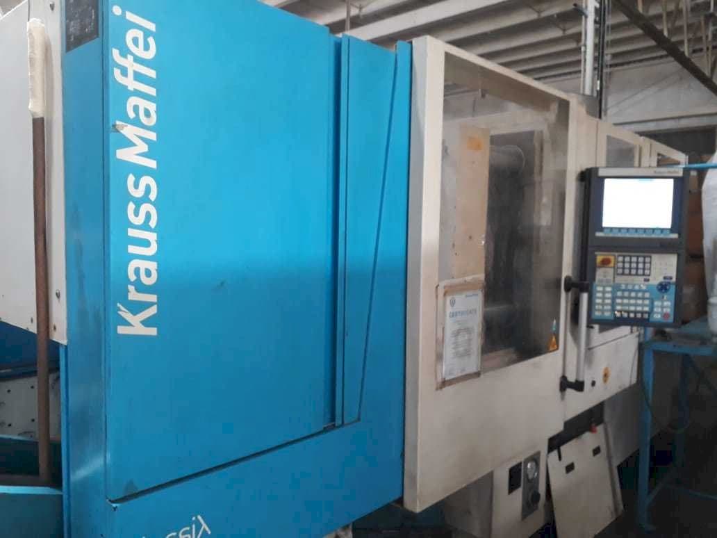 Makine Krauss Maffei 160/750 CX - Önden görünüm