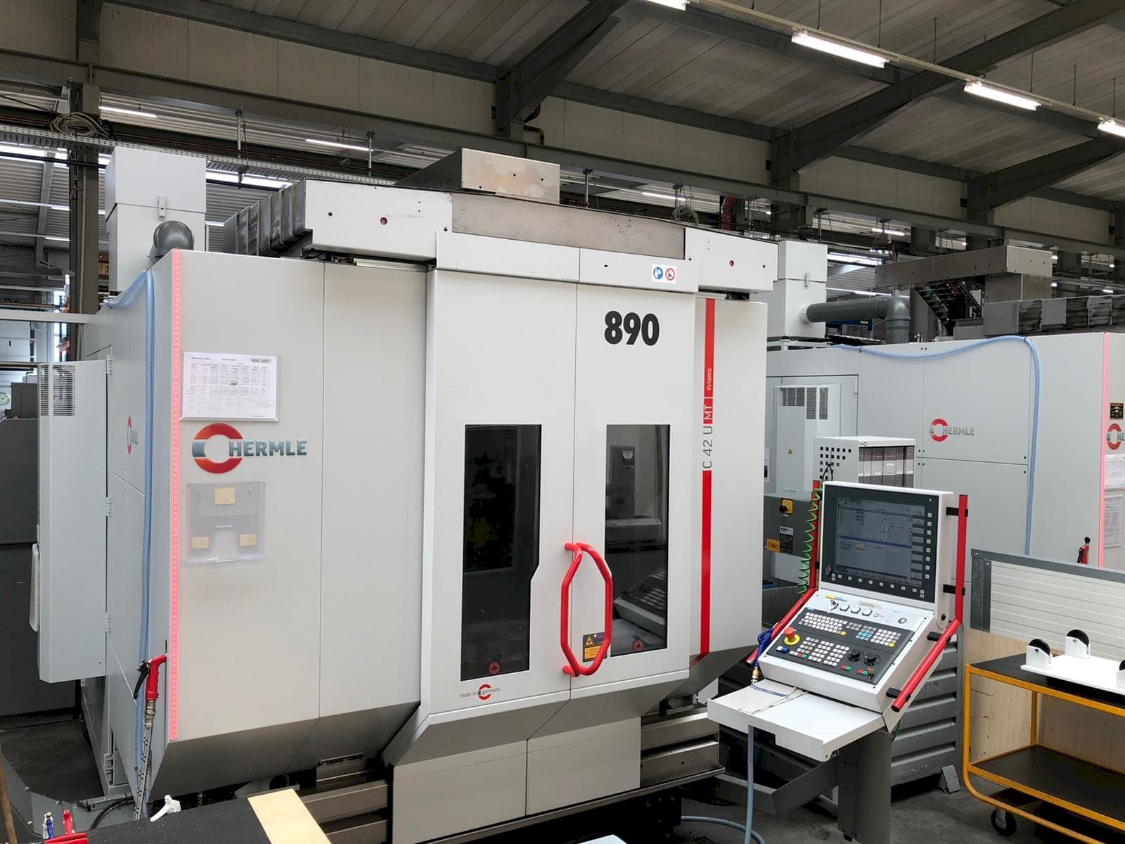 Makine HERMLE C42U MT - Önden görünüm