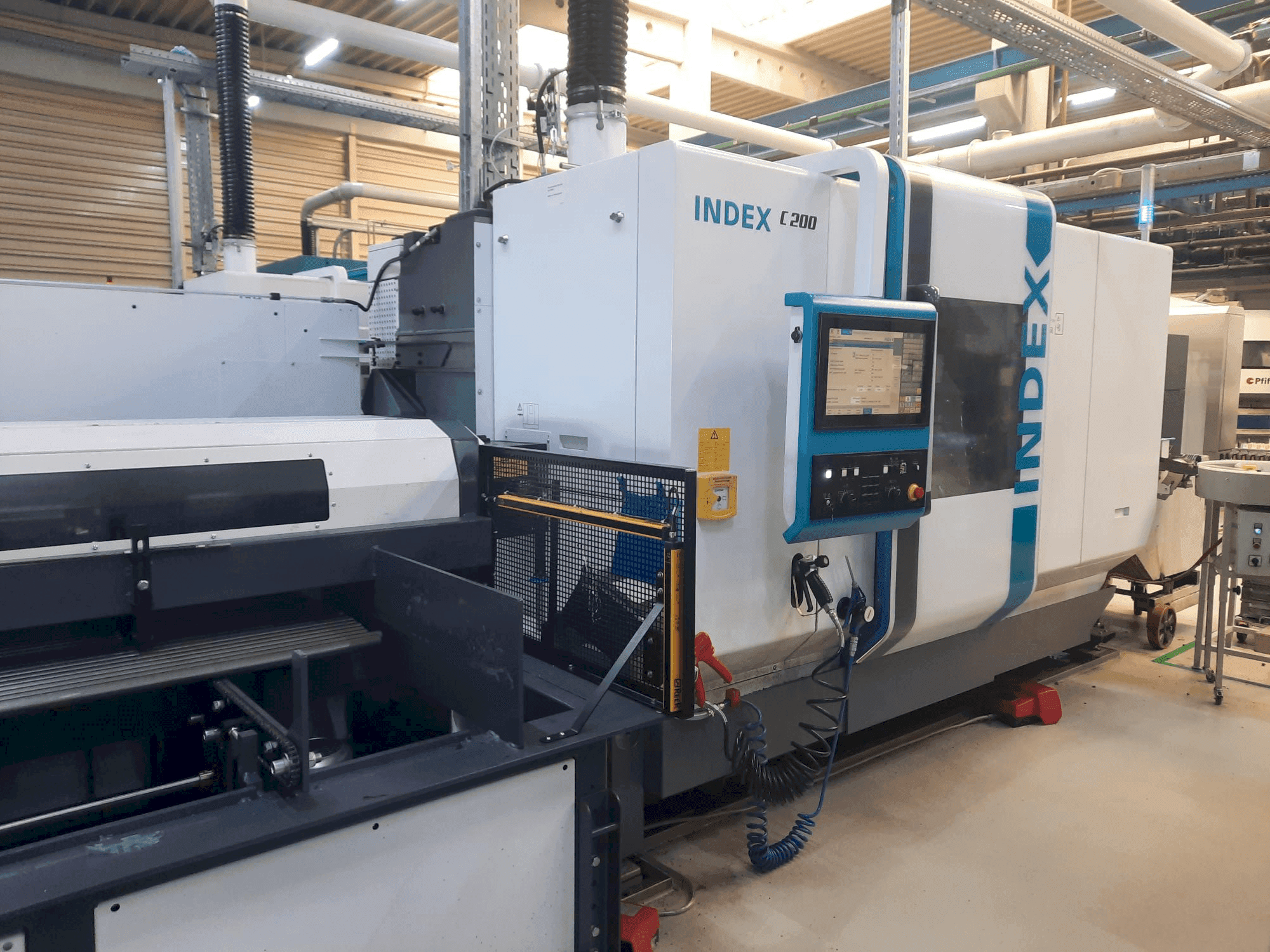 Makine  Index C200 - Önden görünüm
