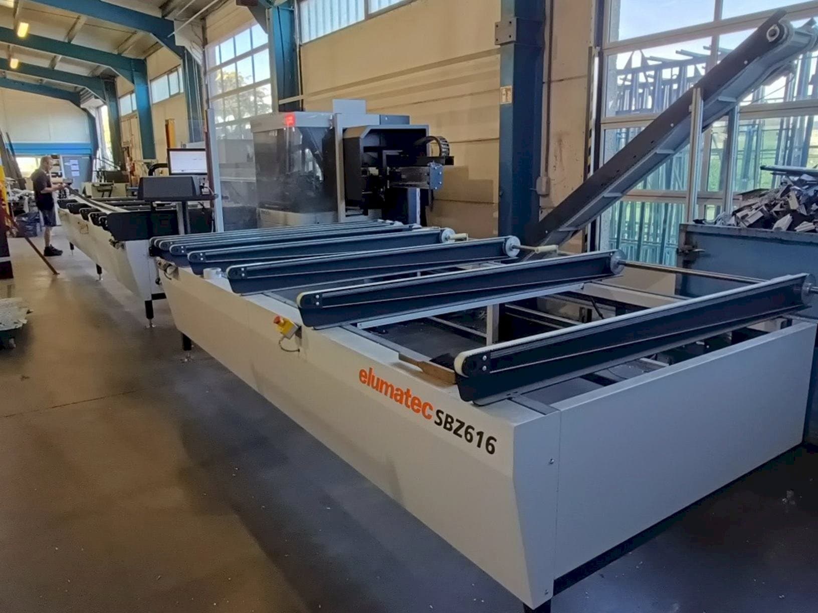 Makine Elumatec SBZ 616/02 - Önden görünüm