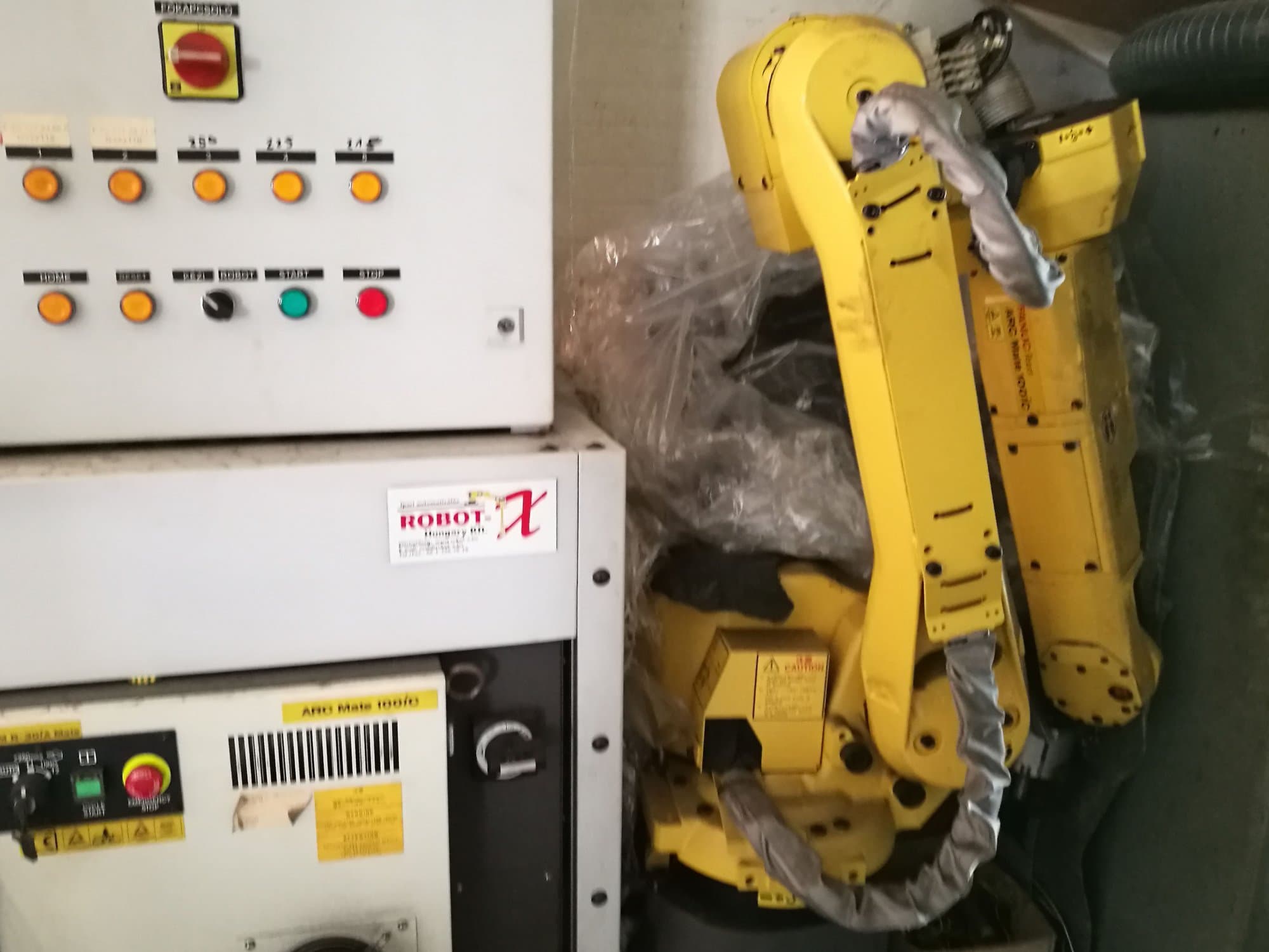 Makine FANUC - Önden görünüm ARC Mate 100iC