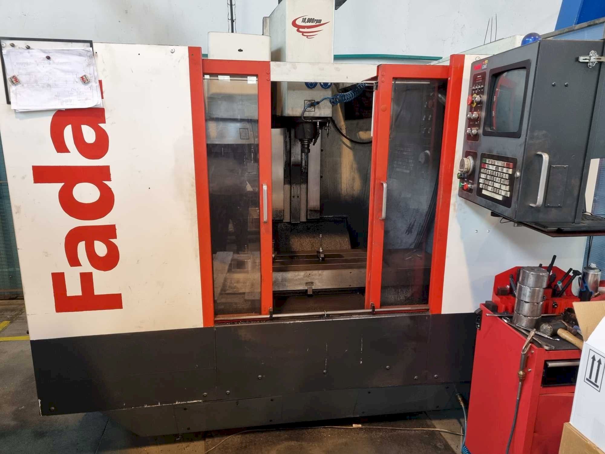 Makine FADAL VMC 3016 - Önden görünüm