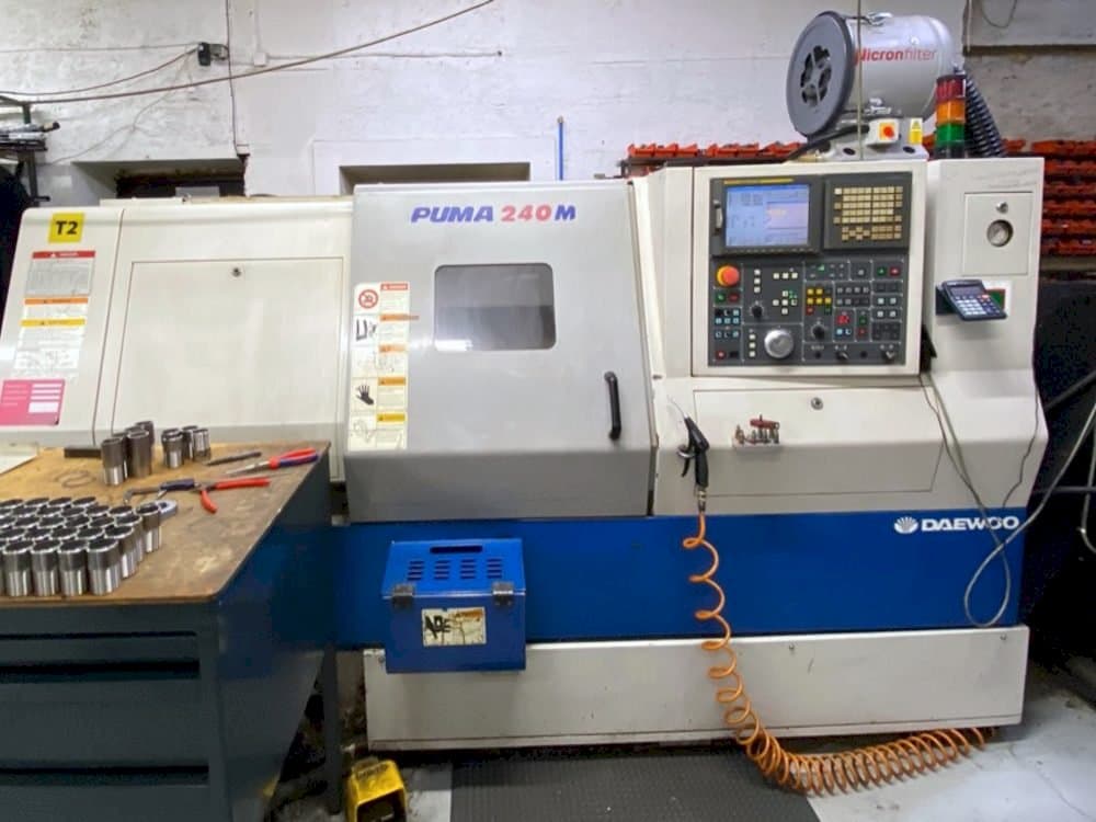 Makine DAEWOO PUMA 240MB - Önden görünüm