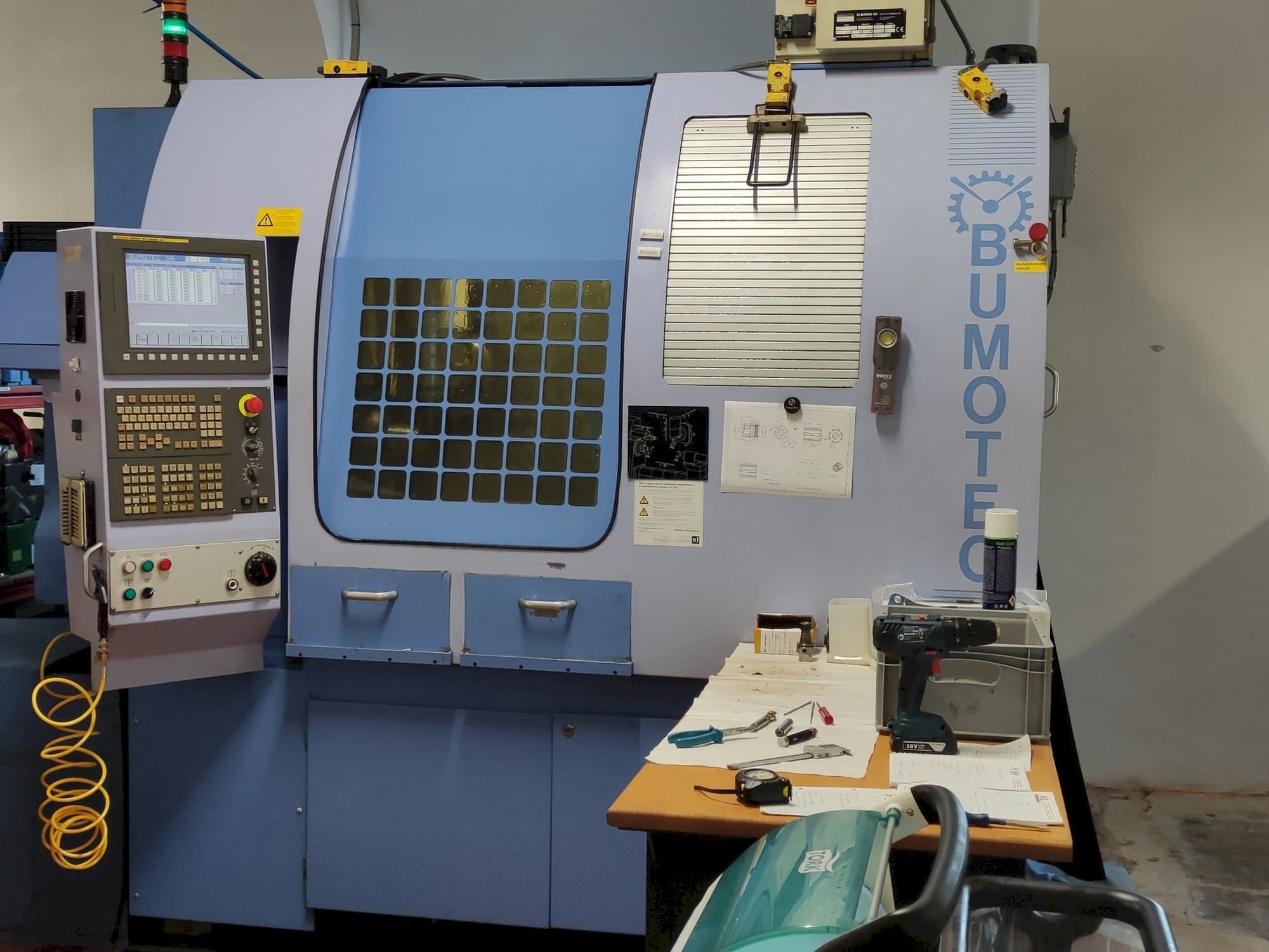 Makine Bumotec S-192FT - Önden görünüm