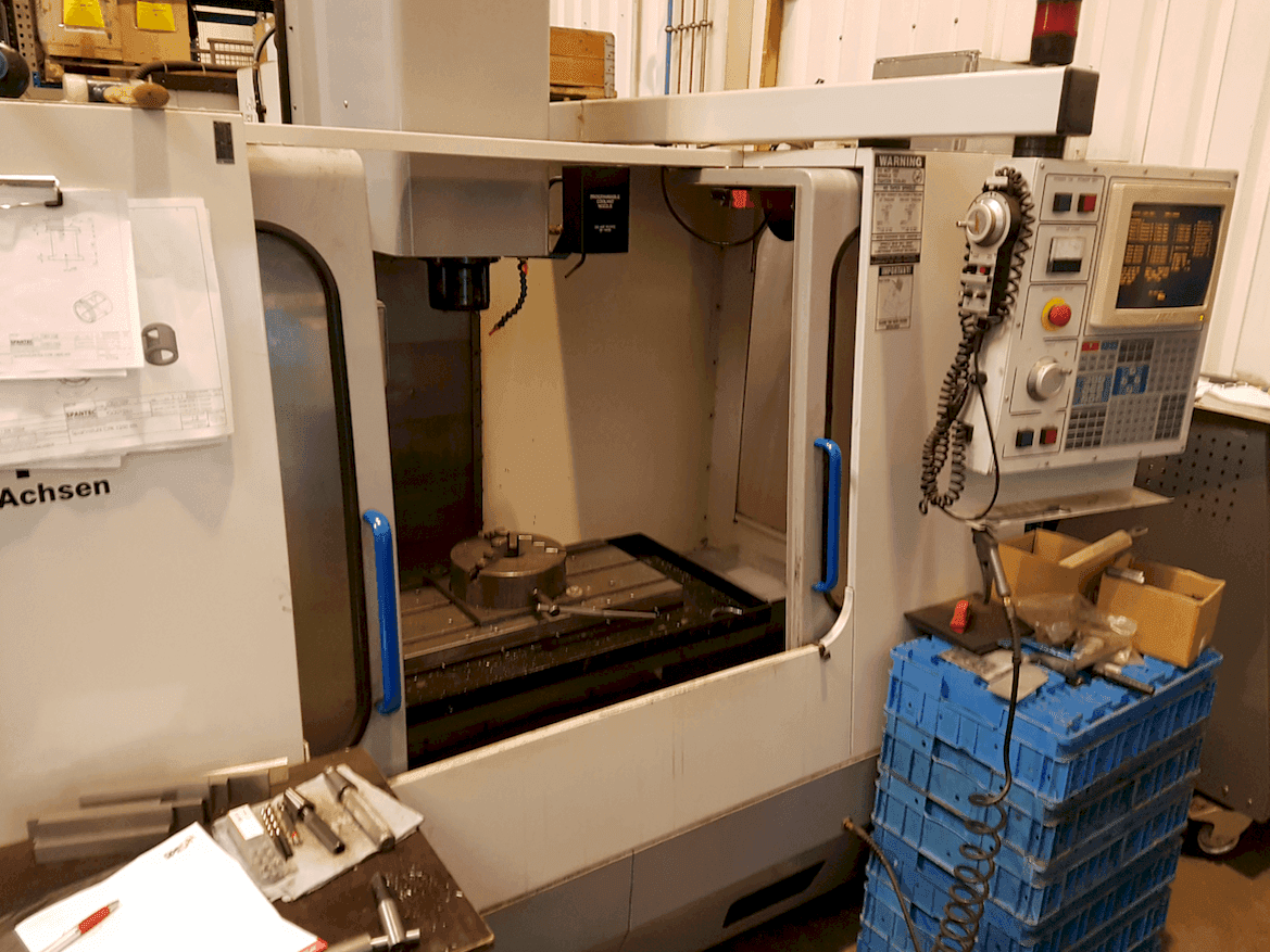 Makine  HAAS VF1 - Önden görünüm