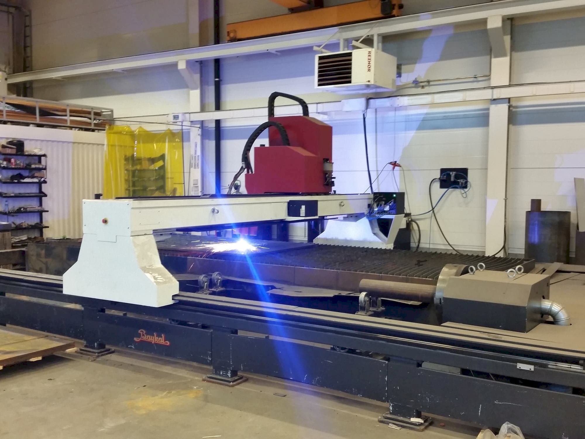 Makine Baykal BPL-H 2006 HPR 260XD - Önden görünüm