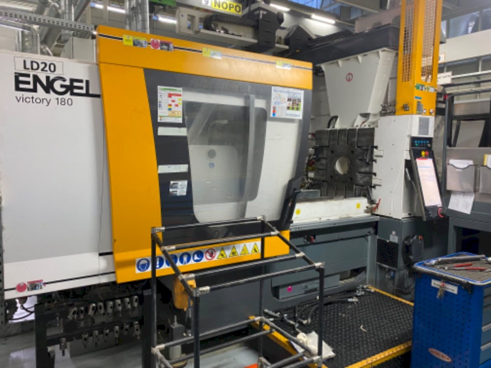 Makine Engel Victory 330/180 Tech - Önden görünüm