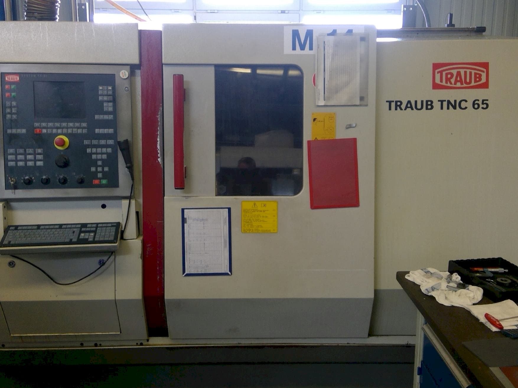 Makine TRAUB TNC 42/65 - Önden görünüm