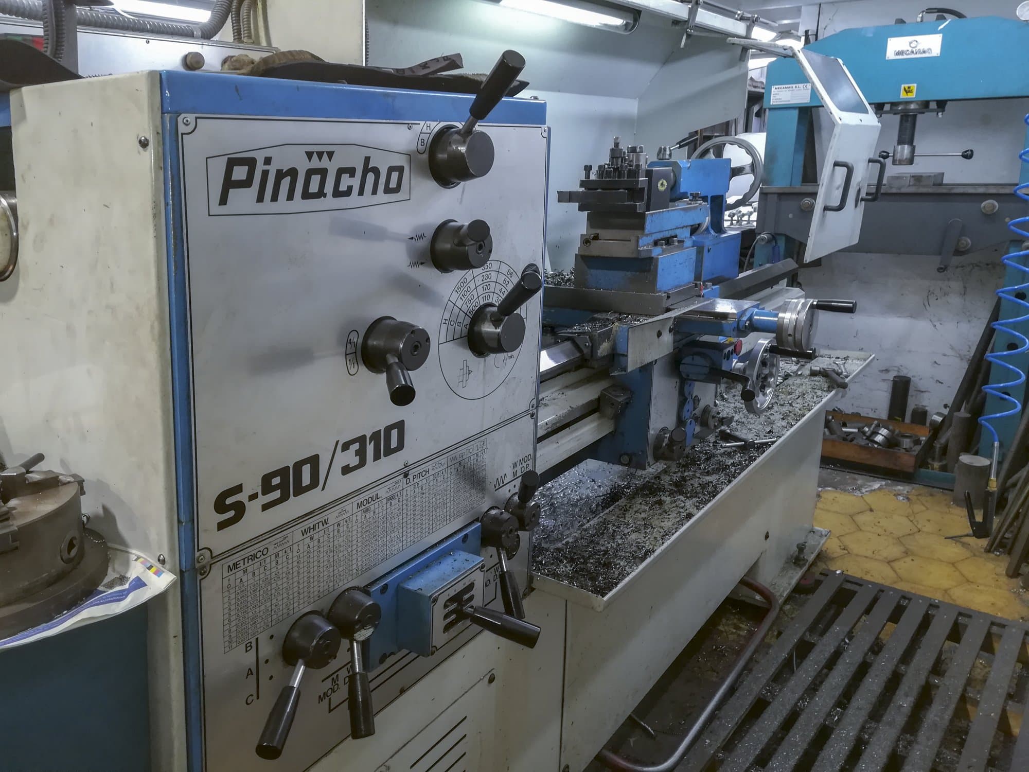 Makine 1 Pinacho - Sol görünüm S-90/310