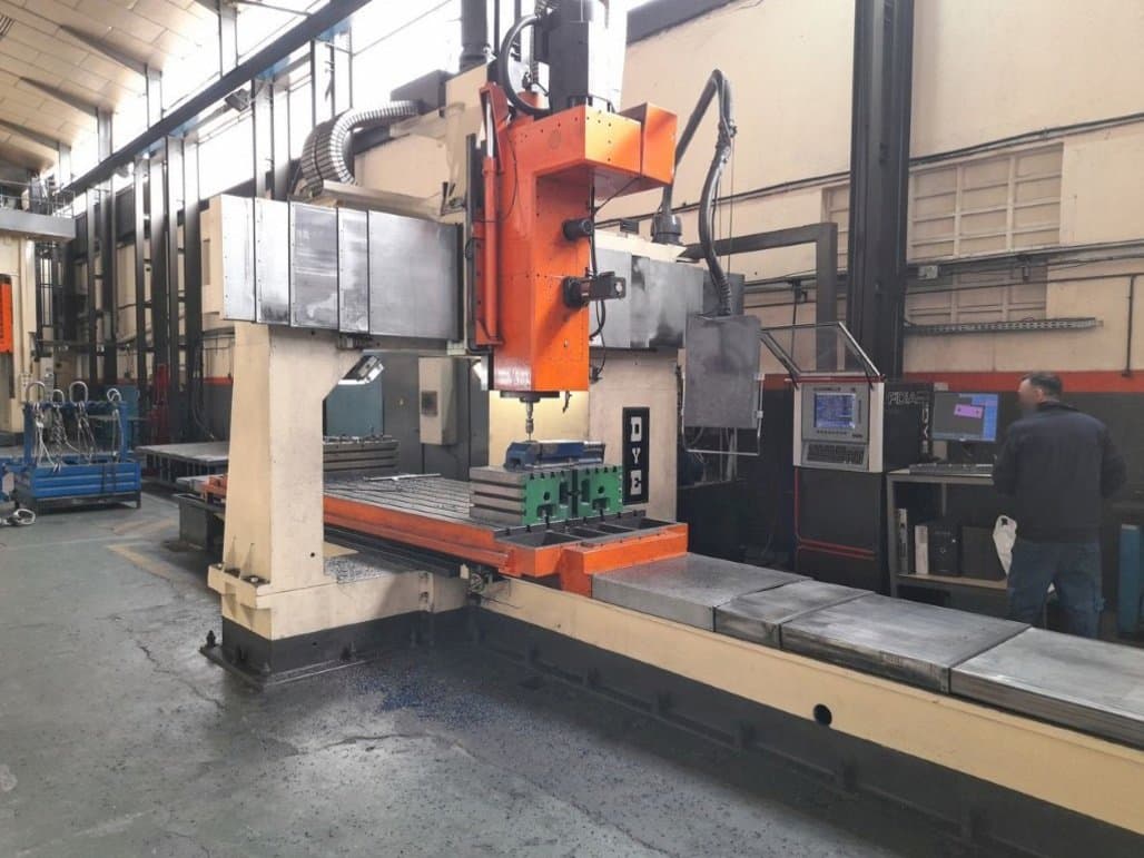 Makine DYE FBF-C-N/C - Önden görünüm