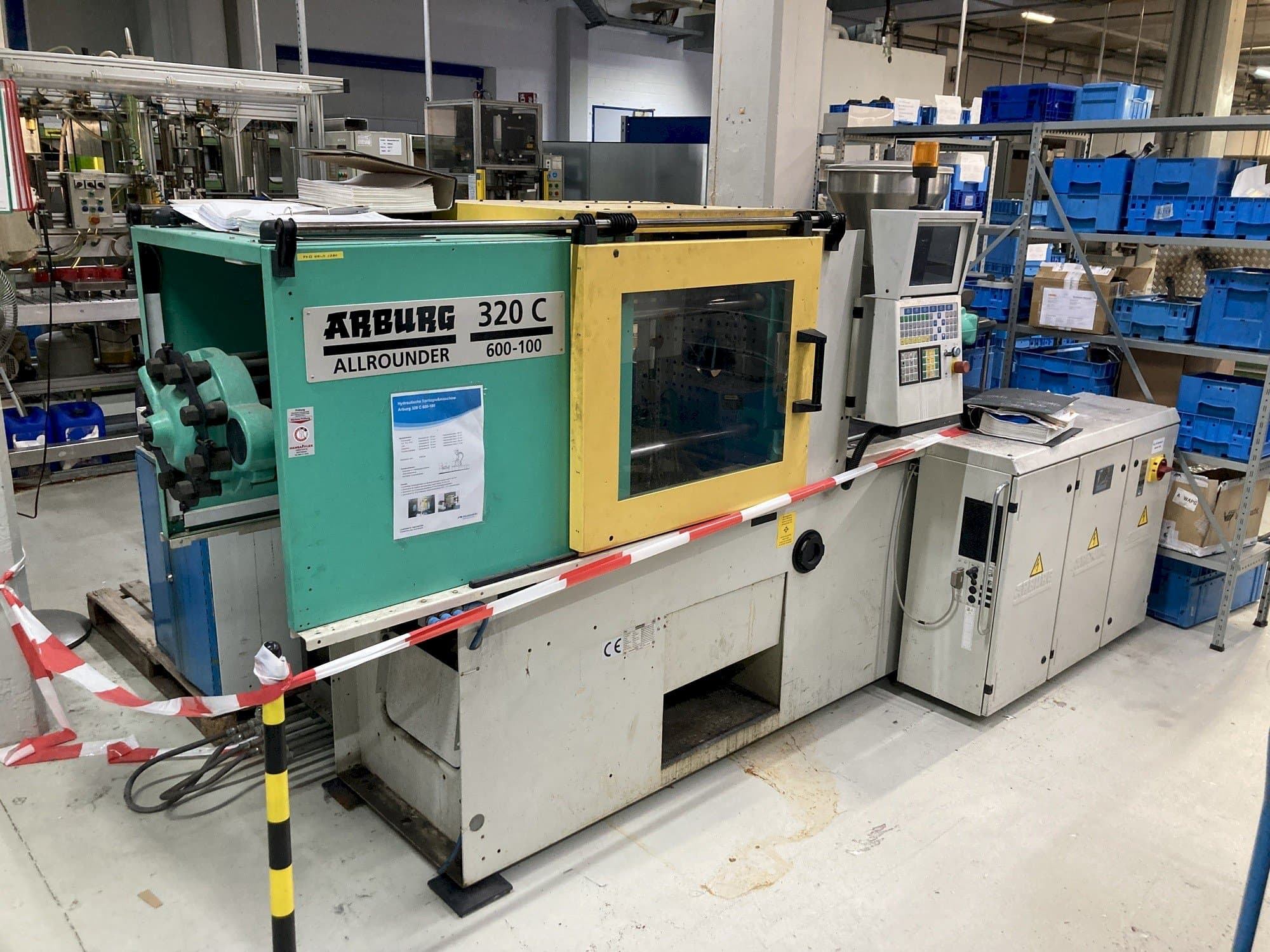 Makine Arburg 320 C 600 - Önden görünüm