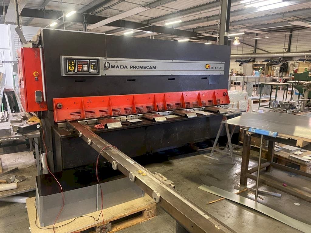 Makine AMADA GX 1230 - Önden görünüm