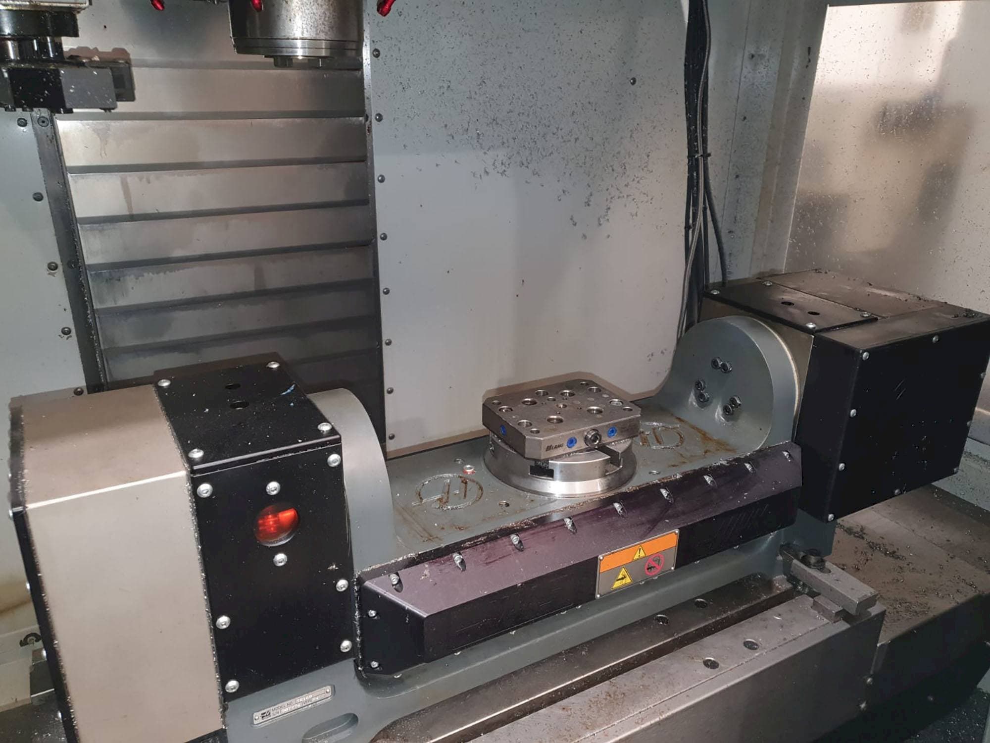 Makine HAAS TR160 - Önden görünüm