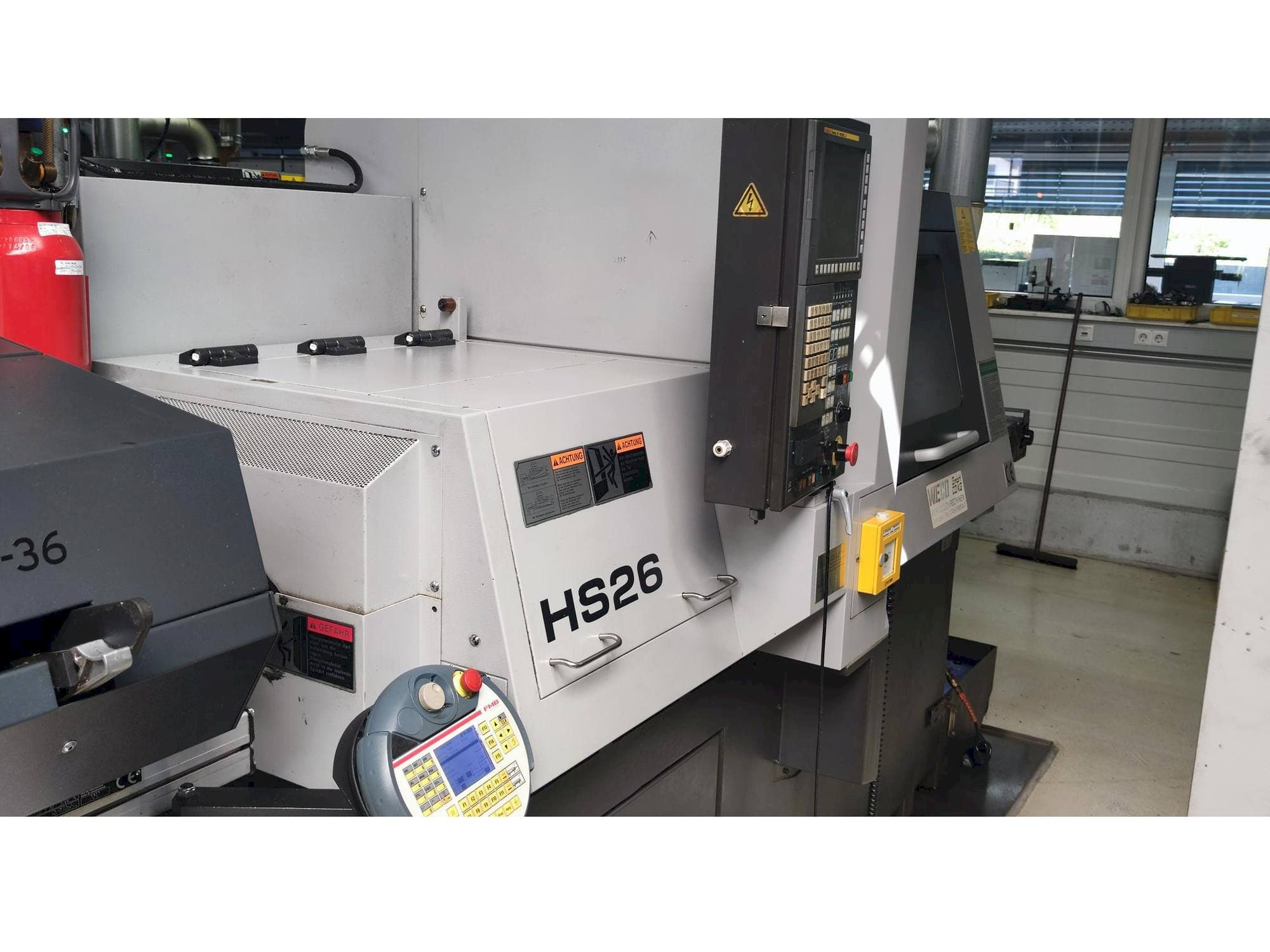 Makine  TSUGAMI HS26 - Sol taraftaki görüntü