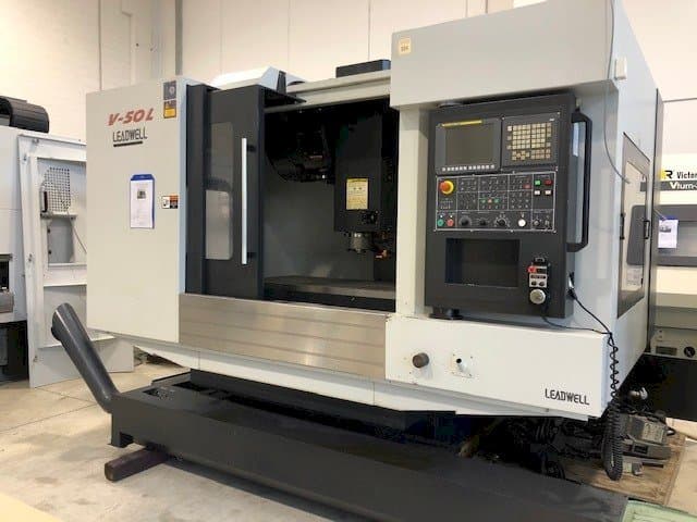 Makine Leadwell V50L - Önden görünüm