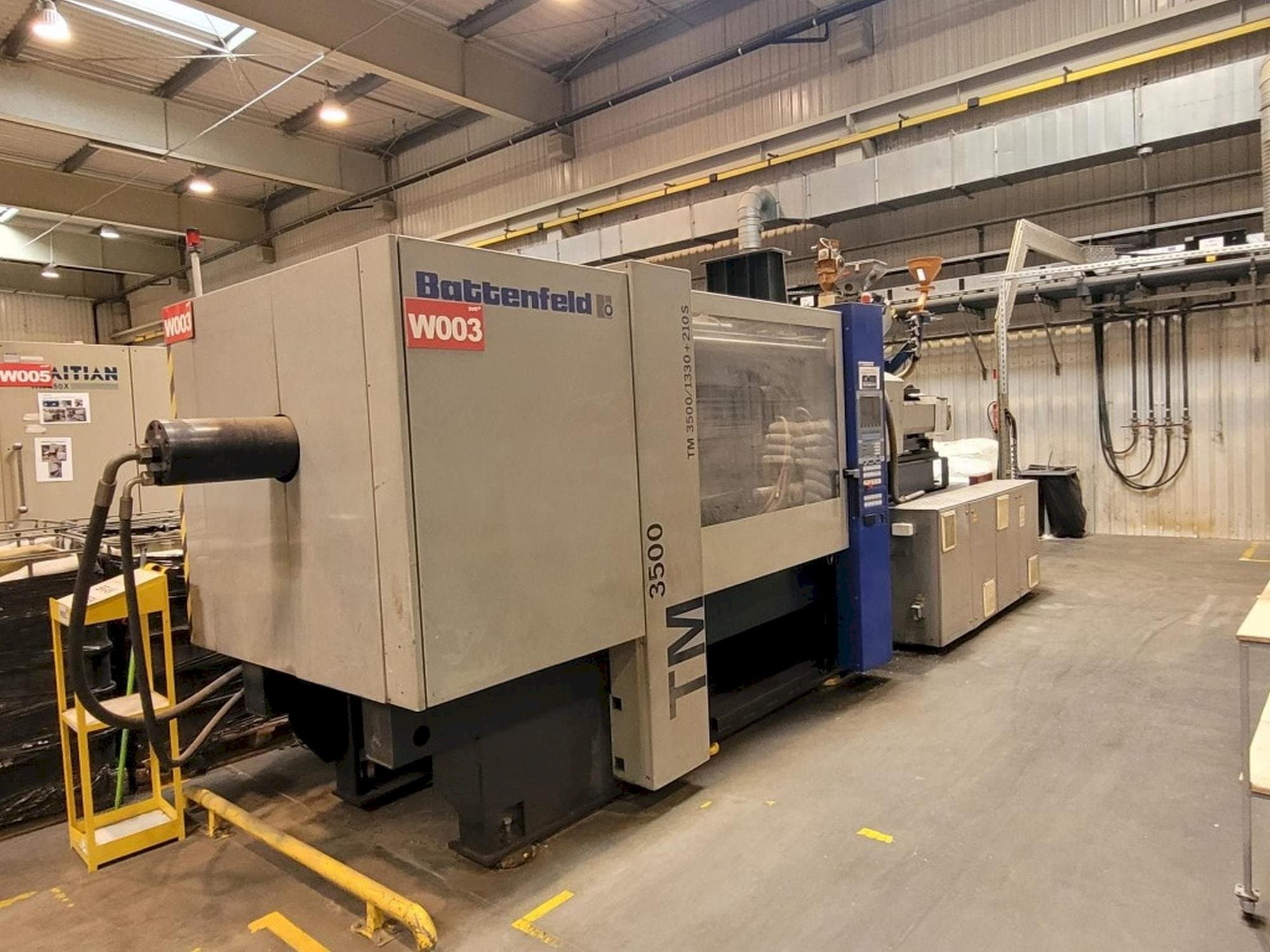 Makine Battenfeld TM 3500/1330+210S - Önden görünüm