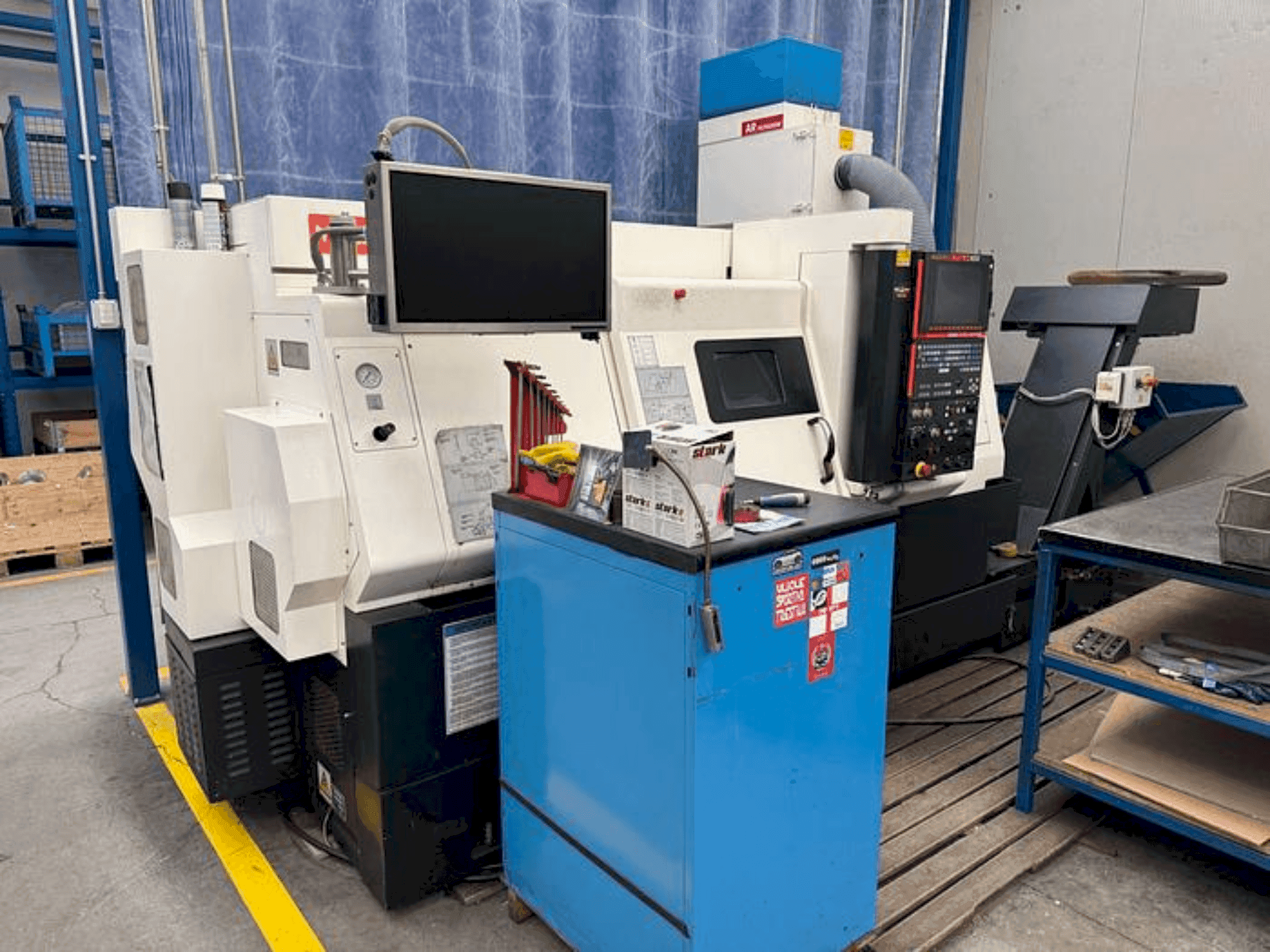 Makine Mazak QTN 250 M X 1000 - Önden görünüm