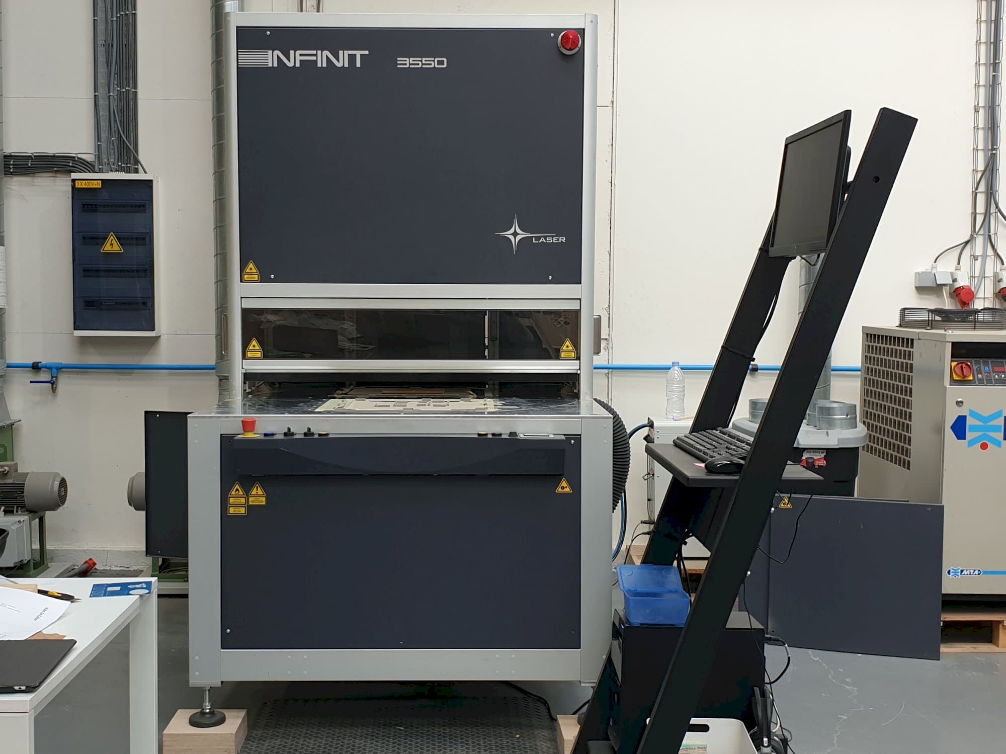 Makine SEI Laser - Önden görünüm INFINITY 3550