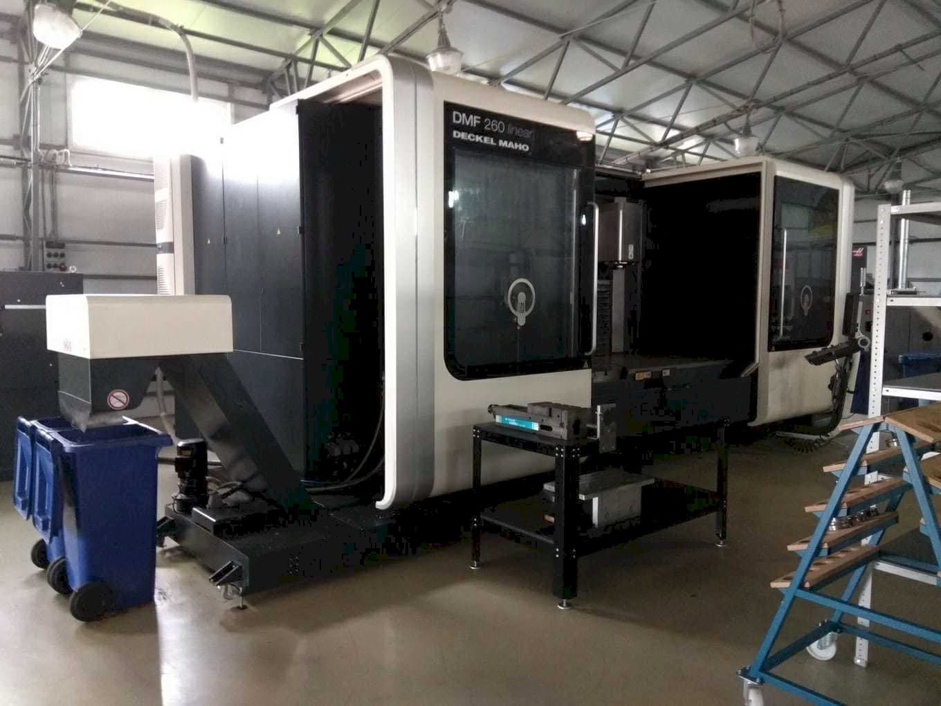 Makine DECKEL MAHO DMF 260 linear - Önden görünüm