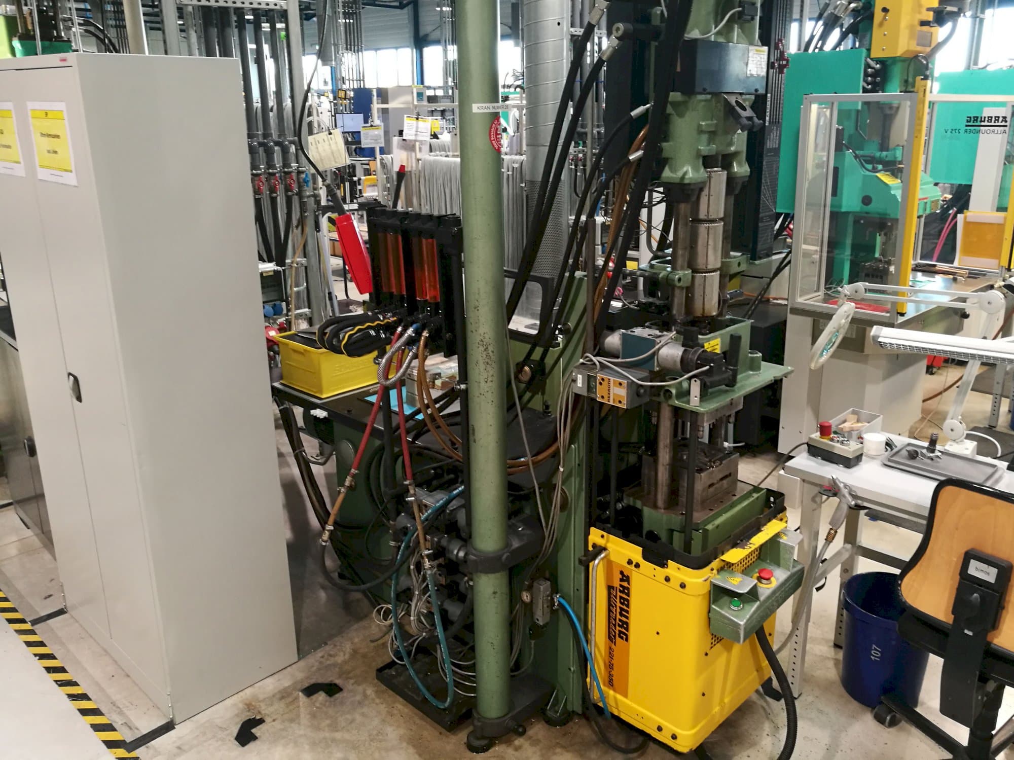 Makine Arburg - Ayrıntı Allrounder 221-75-350