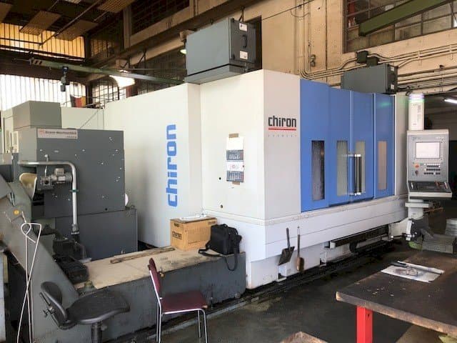Makine CHIRON Mill 2000 - Önden görünüm