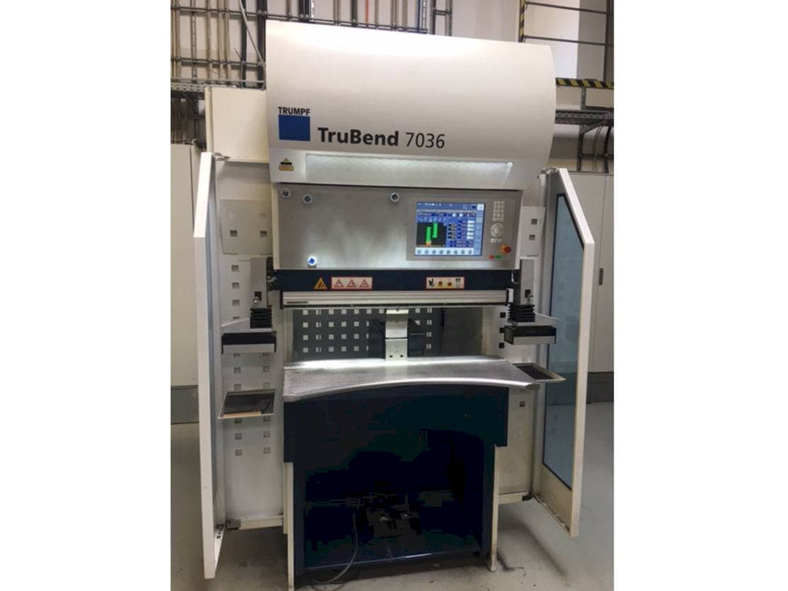 Makine Trumpf TruBend 7036 - Önden görünüm