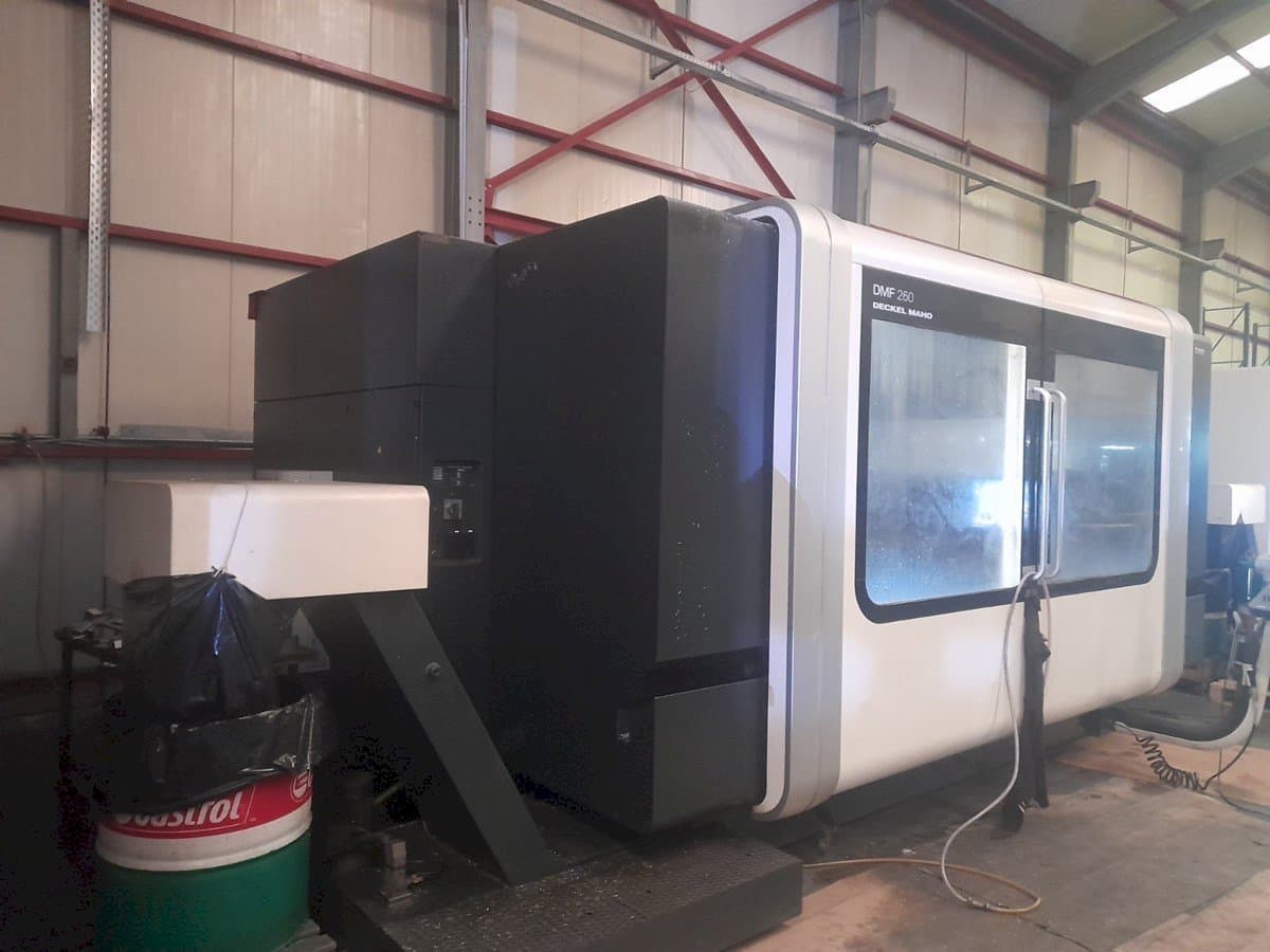 Makine DECKEL MAHO DMF 260 - Sol taraftaki görüntü
