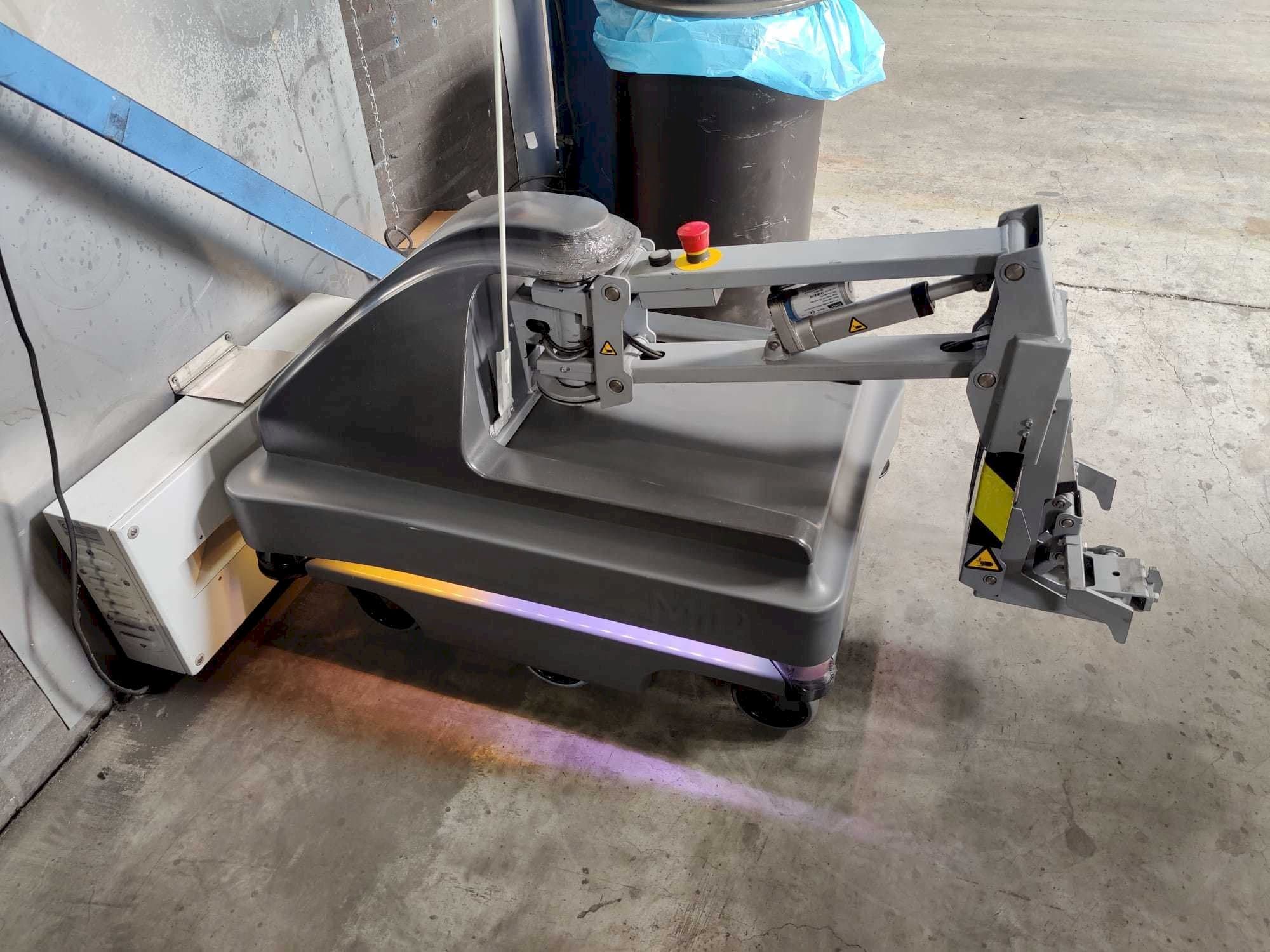 Makine MIR 200 - Önden görünüm