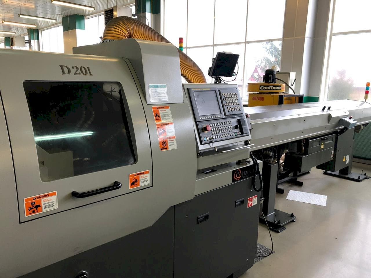 Makine  Hanwha XD20M - Önden görünüm