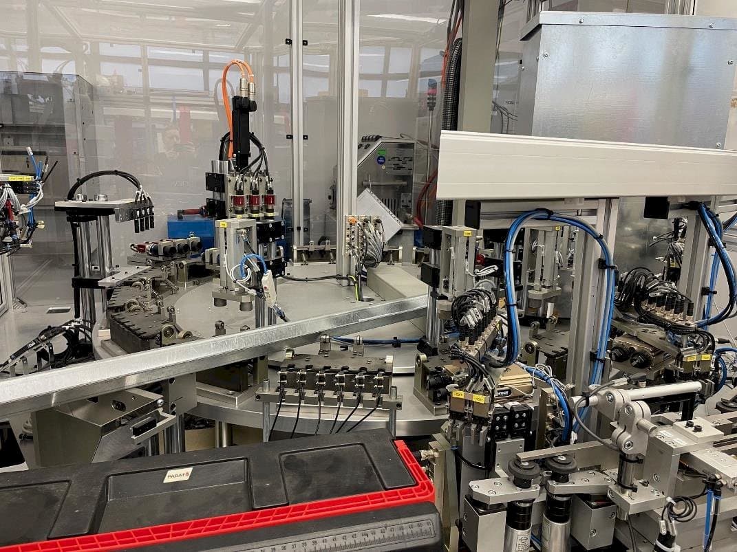 Makine TEAM AUTOMATION BERLIN Tattoo Needle Testing System - Önden görünüm