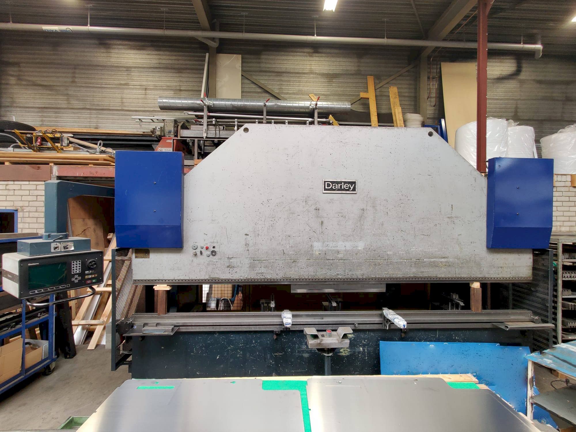 Makine  Darley EHP150 43/37 - Önden görünüm