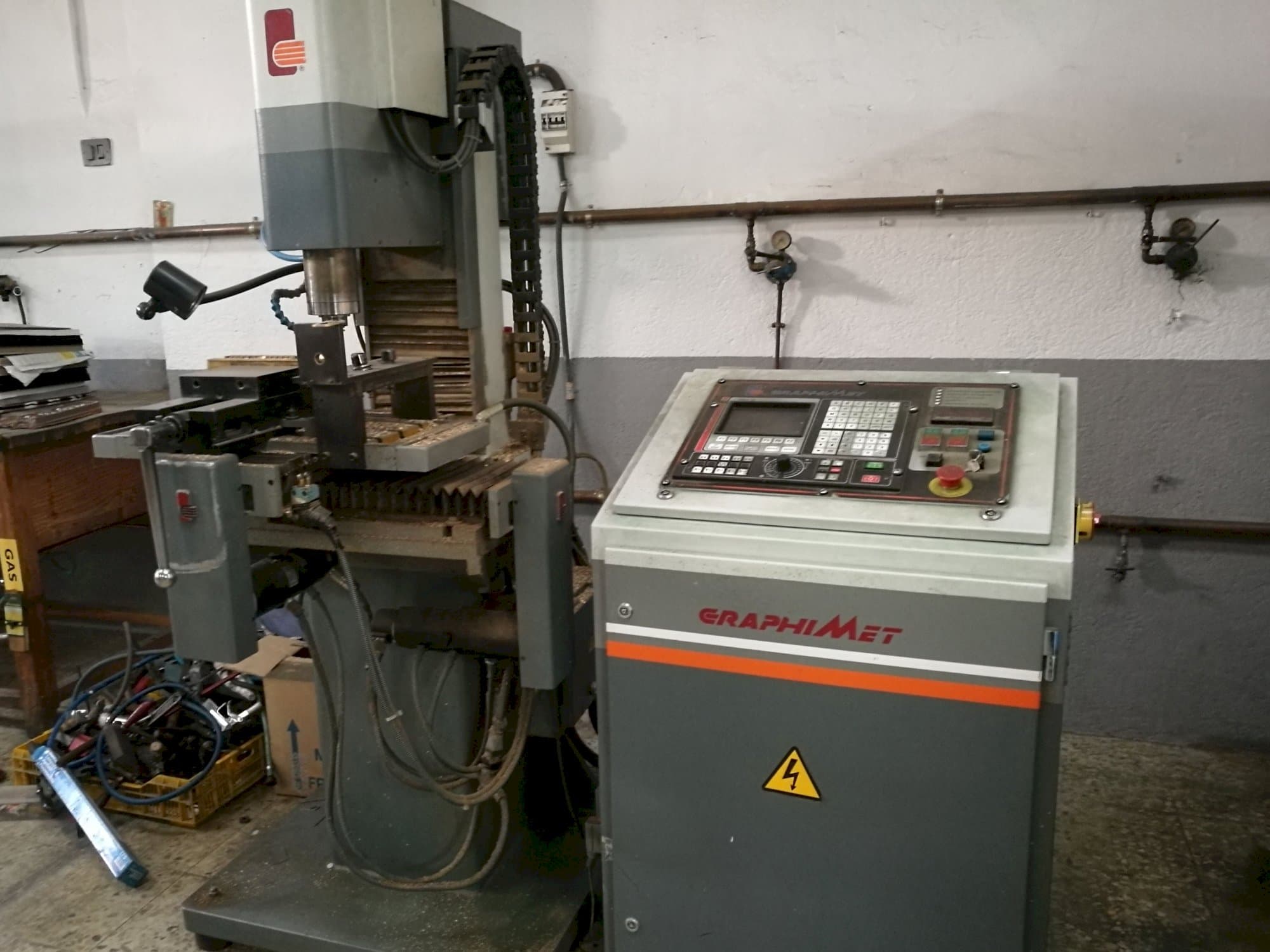 Makine  GRAPHIMET - Sağdan görünüm A-2