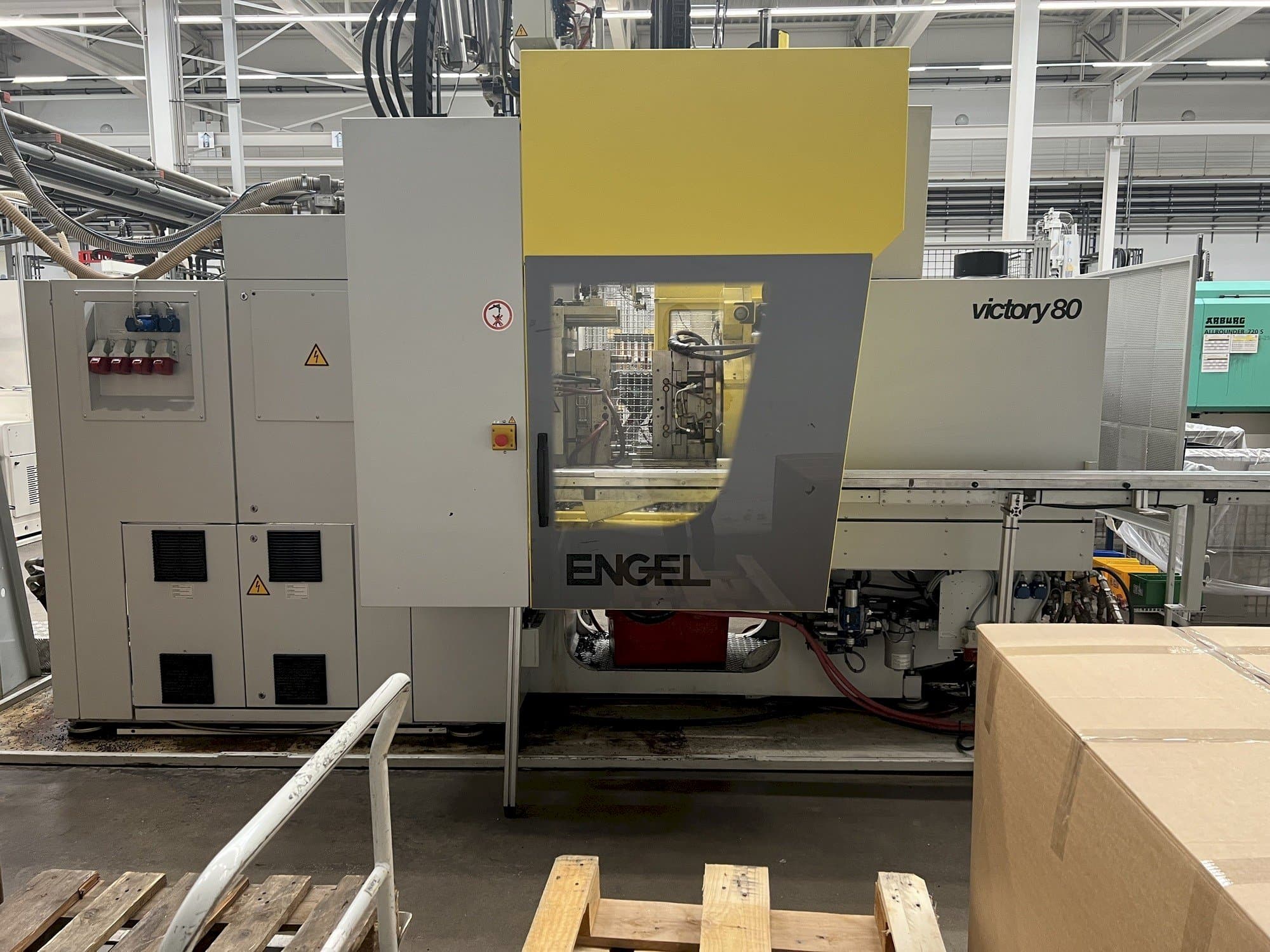 Makine Engel VC 330H/80V/80CO - Önden görünüm