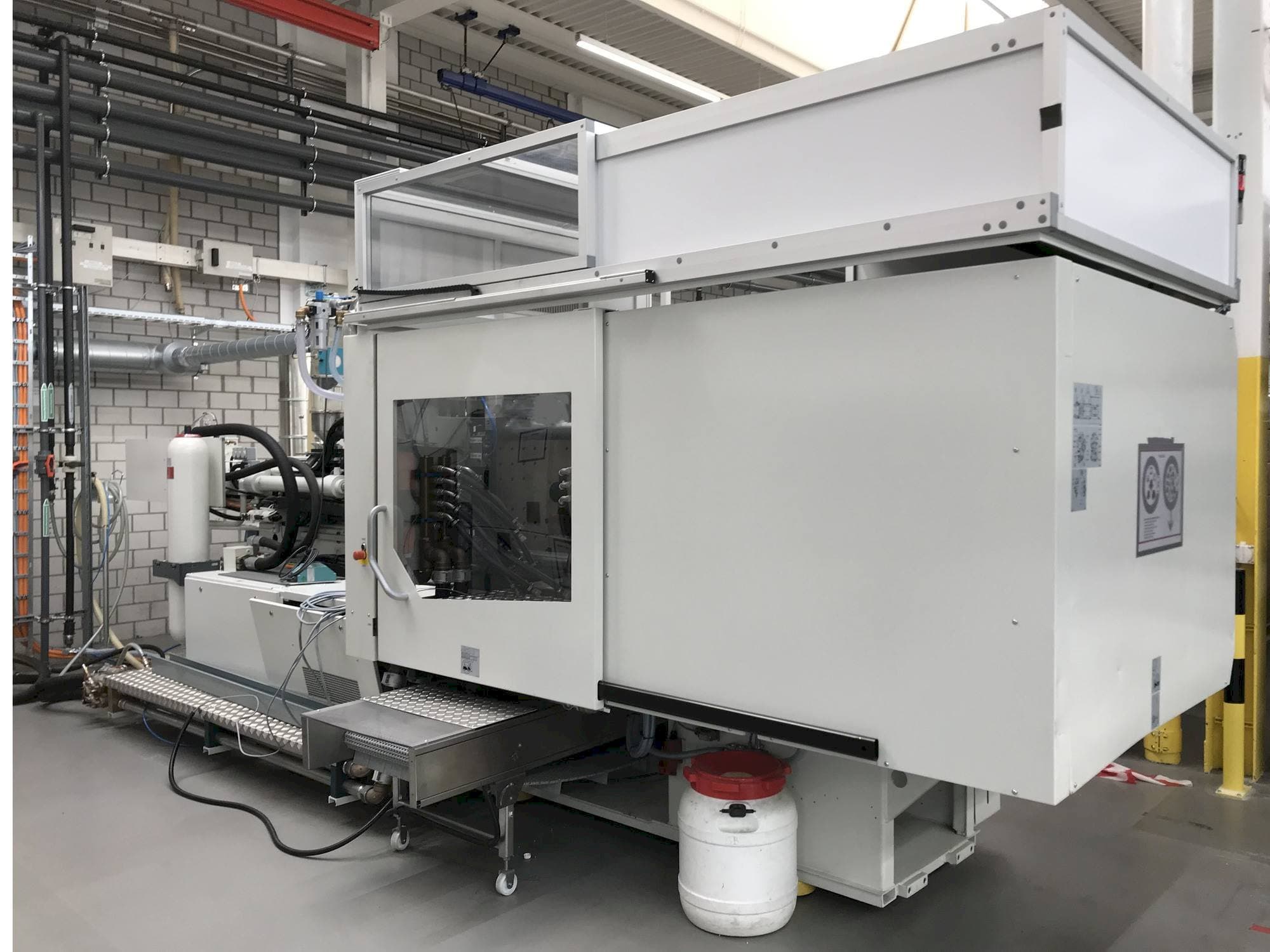 Makine Sumitomo Demag EL-EXIS SP 200/560-675 - Önden görünüm