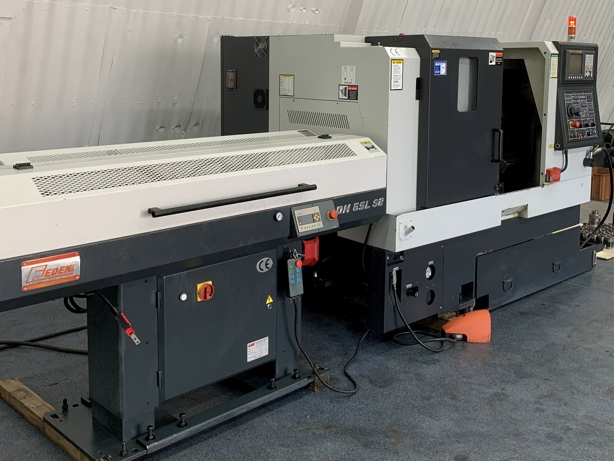 Makine Leadwell T-6 - Önden görünüm
