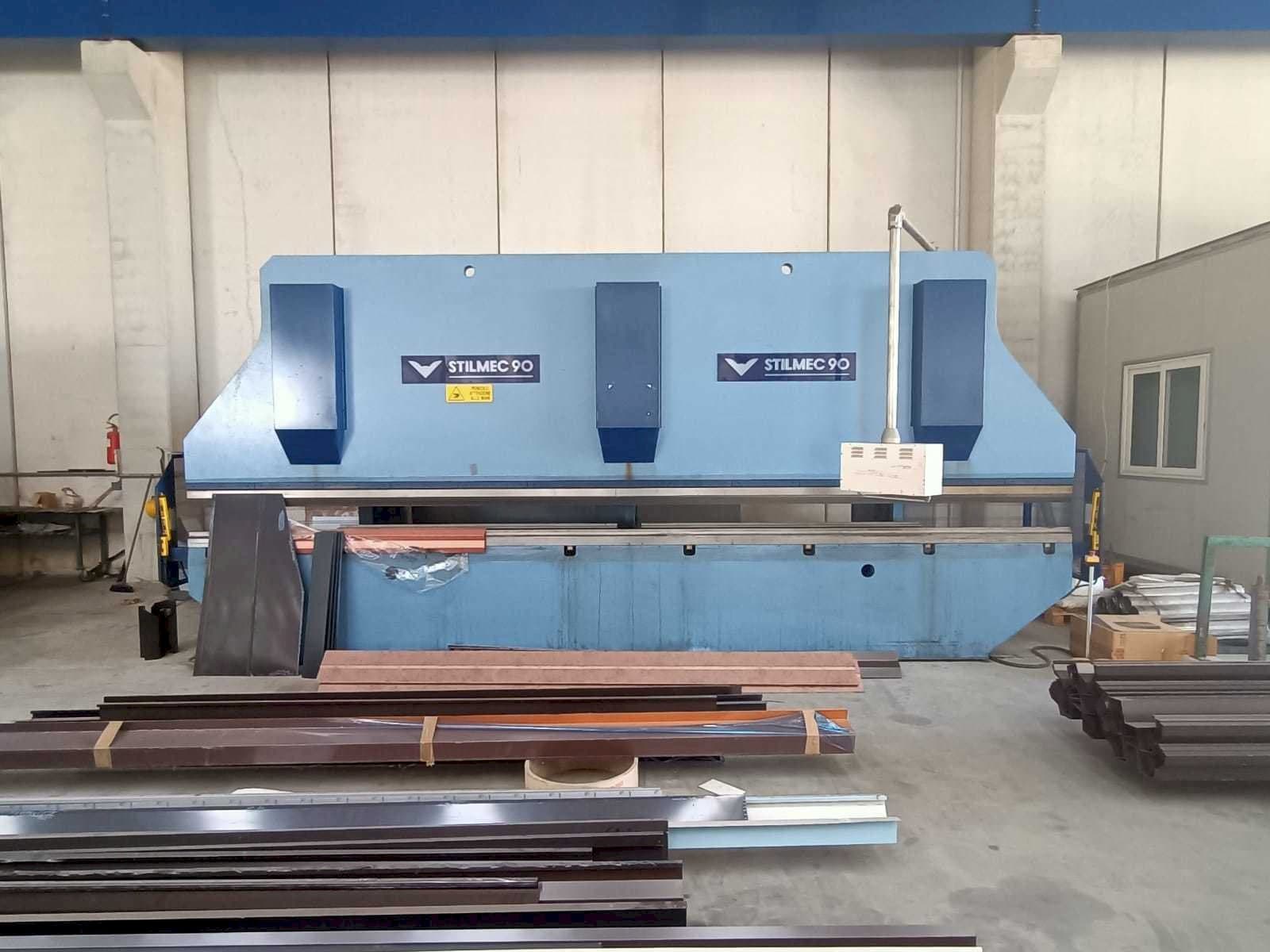 Makine  Stillmec 90 6500 x 200 ton - Önden görünüm