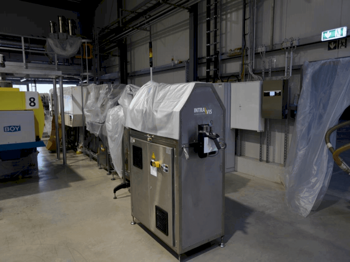 Makine INTRAVIS Capwatcher 6432 - Önden görünüm