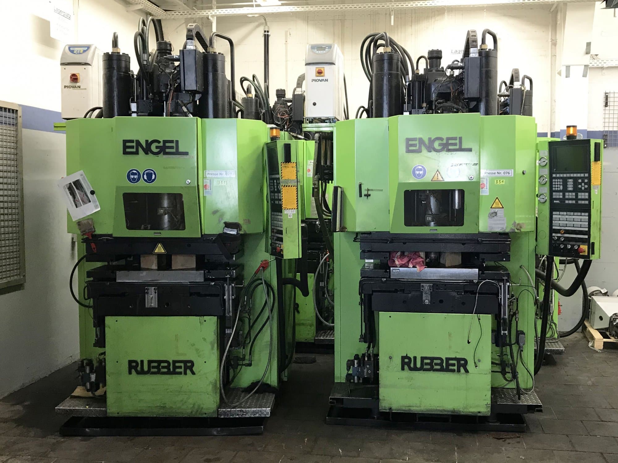 Makine ENGEL ES 200/45 VHTL - Önden görünüm