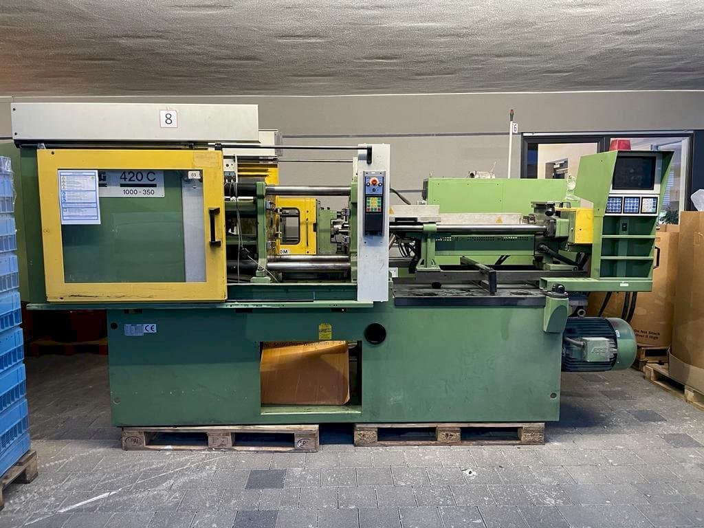 Makine  Arburg 420C mit - Önden görünüm