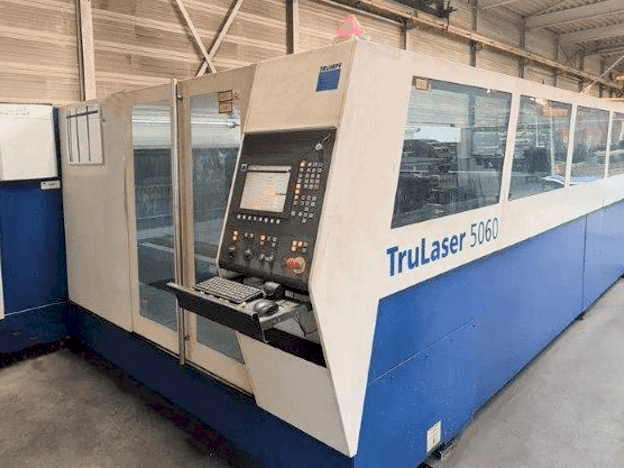 Makine TRUMPF TruLaser 5060 - Önden görünüm