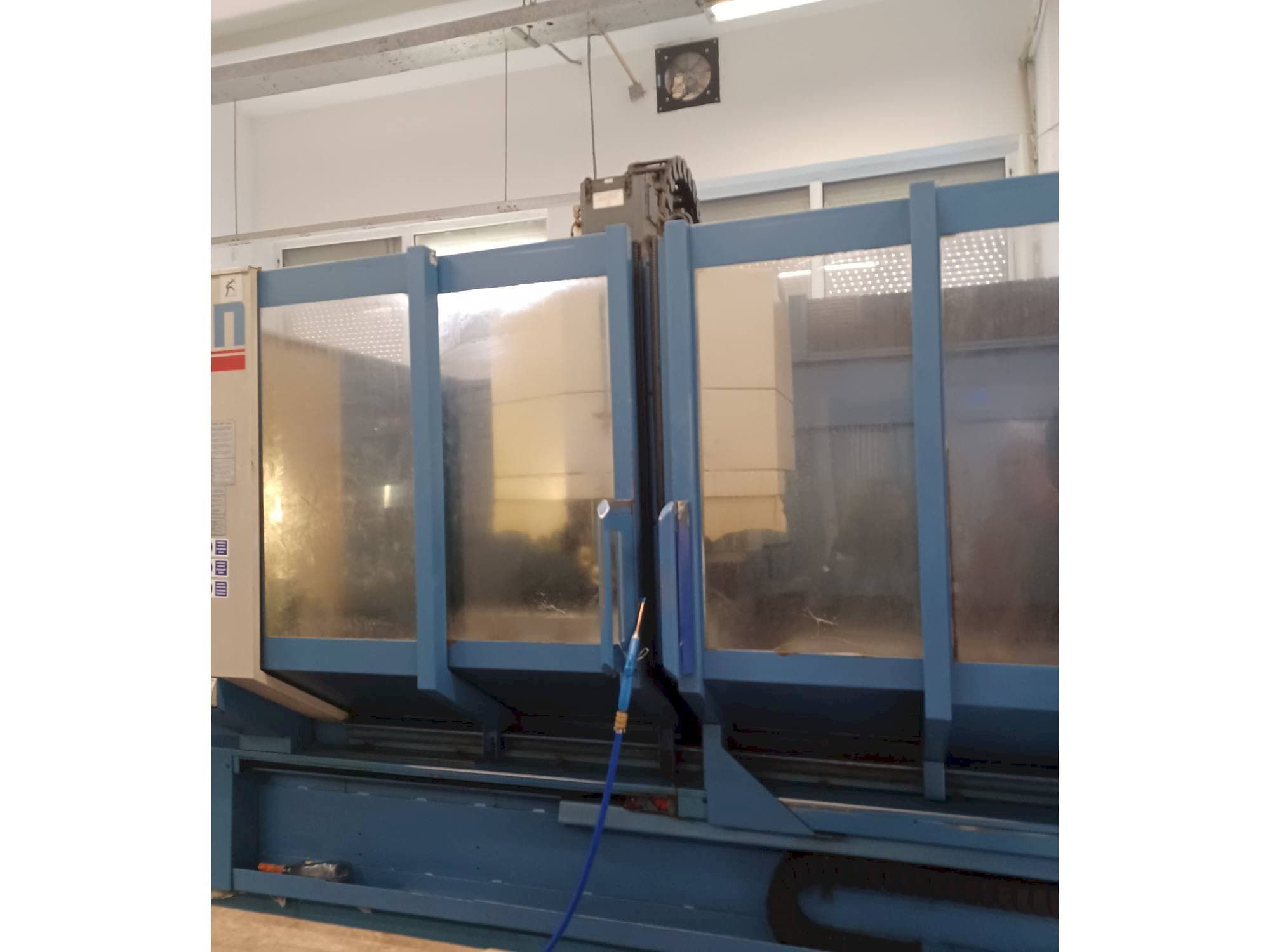 Makine CHIRON FZ 18 L - Önden görünüm