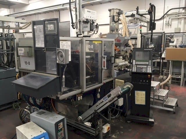 Makine Krauss Maffei 40-135 C2 - Önden görünüm