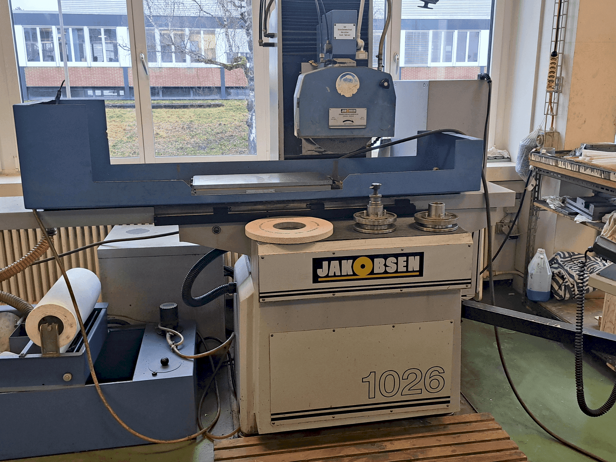 Makine JAKOBSEN AC-1026 - Önden görünüm