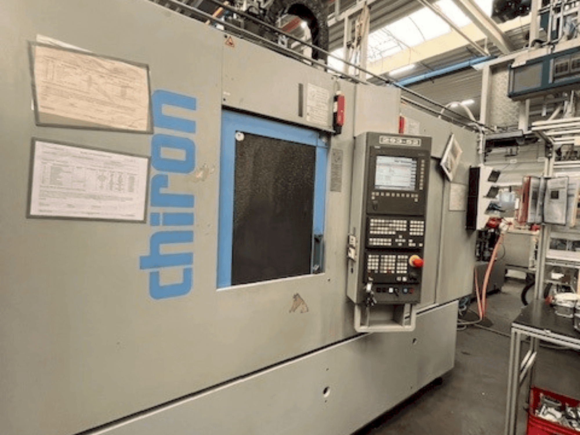 Makine CHIRON DZ15KWM HS - Önden görünüm