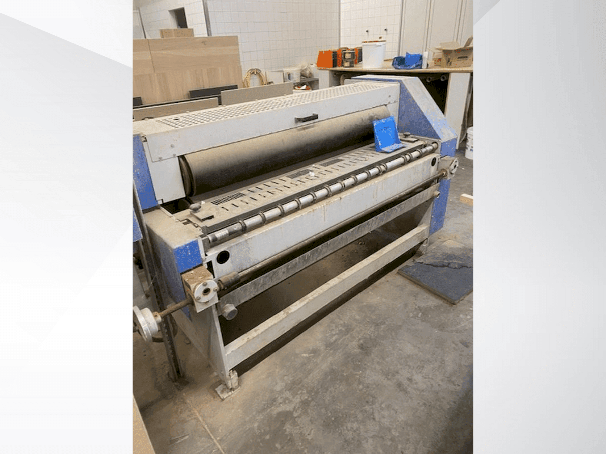 Makine  HYMMEN TLA - Önden görünüm